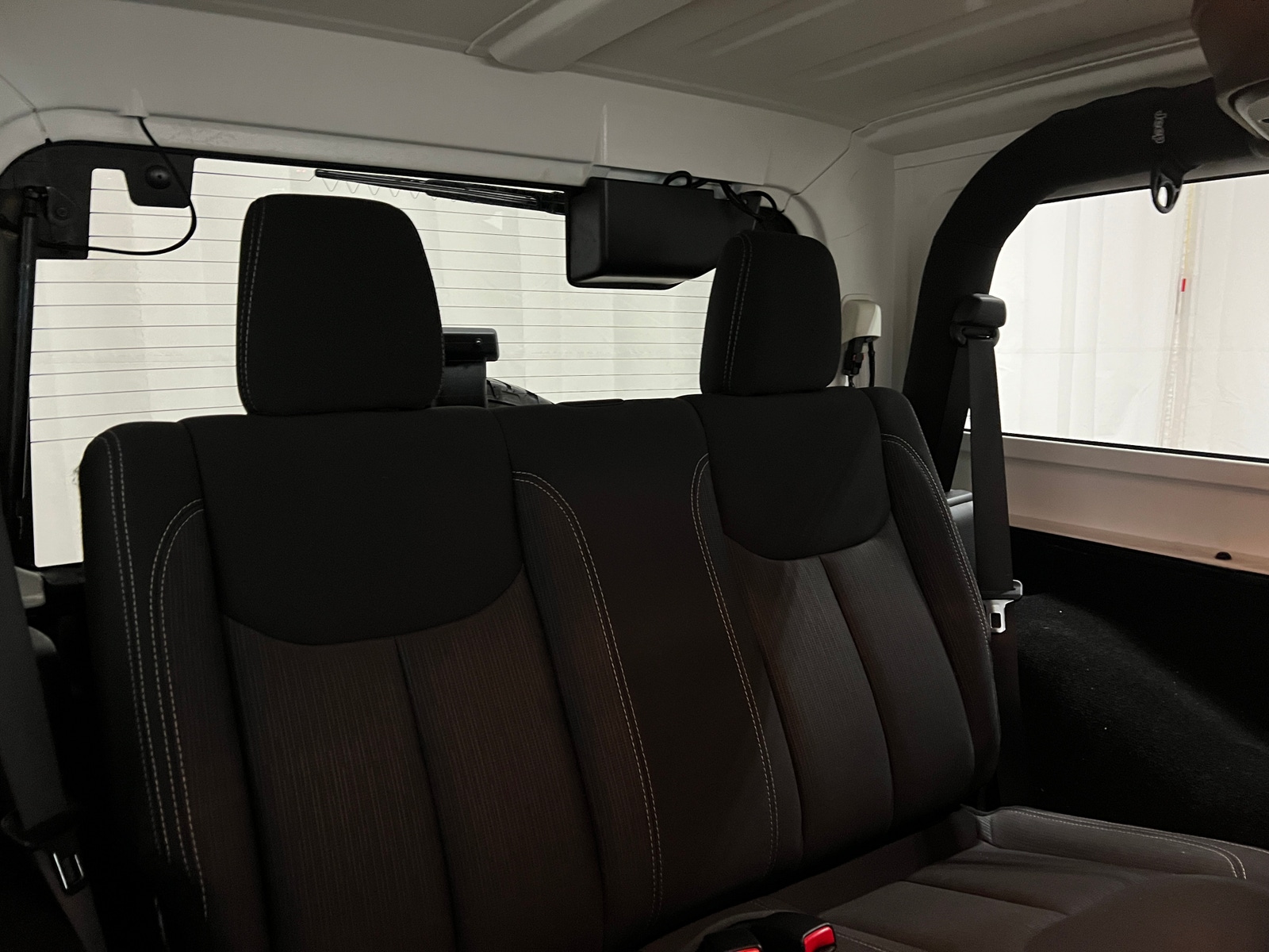 Thumbnail: 2017 Jeep Wrangler - 6