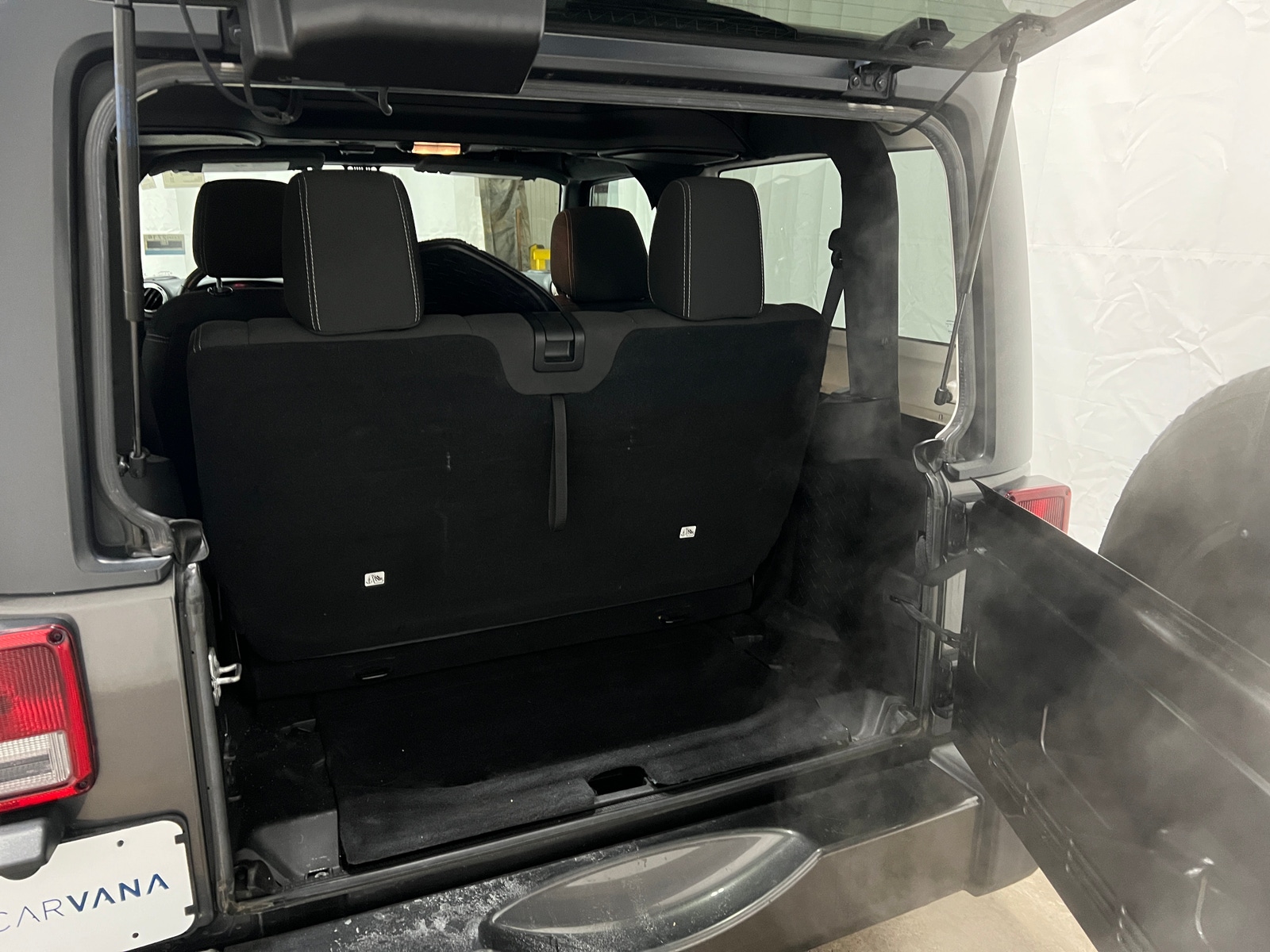 Thumbnail: 2017 Jeep Wrangler - 7