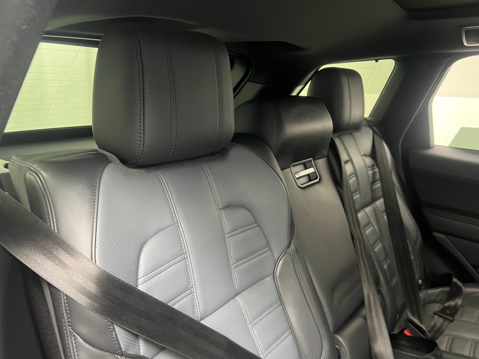 Thumbnail: 2016 Land Rover Range Rover Sport - 5