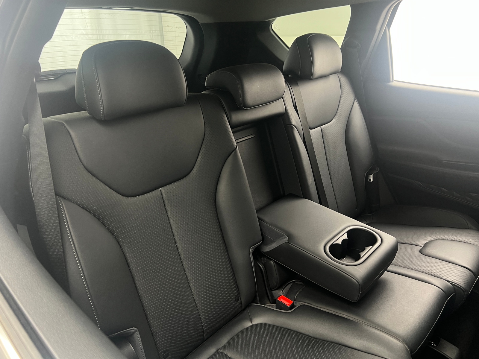 Thumbnail: 2023 Hyundai Santa Fe - 5