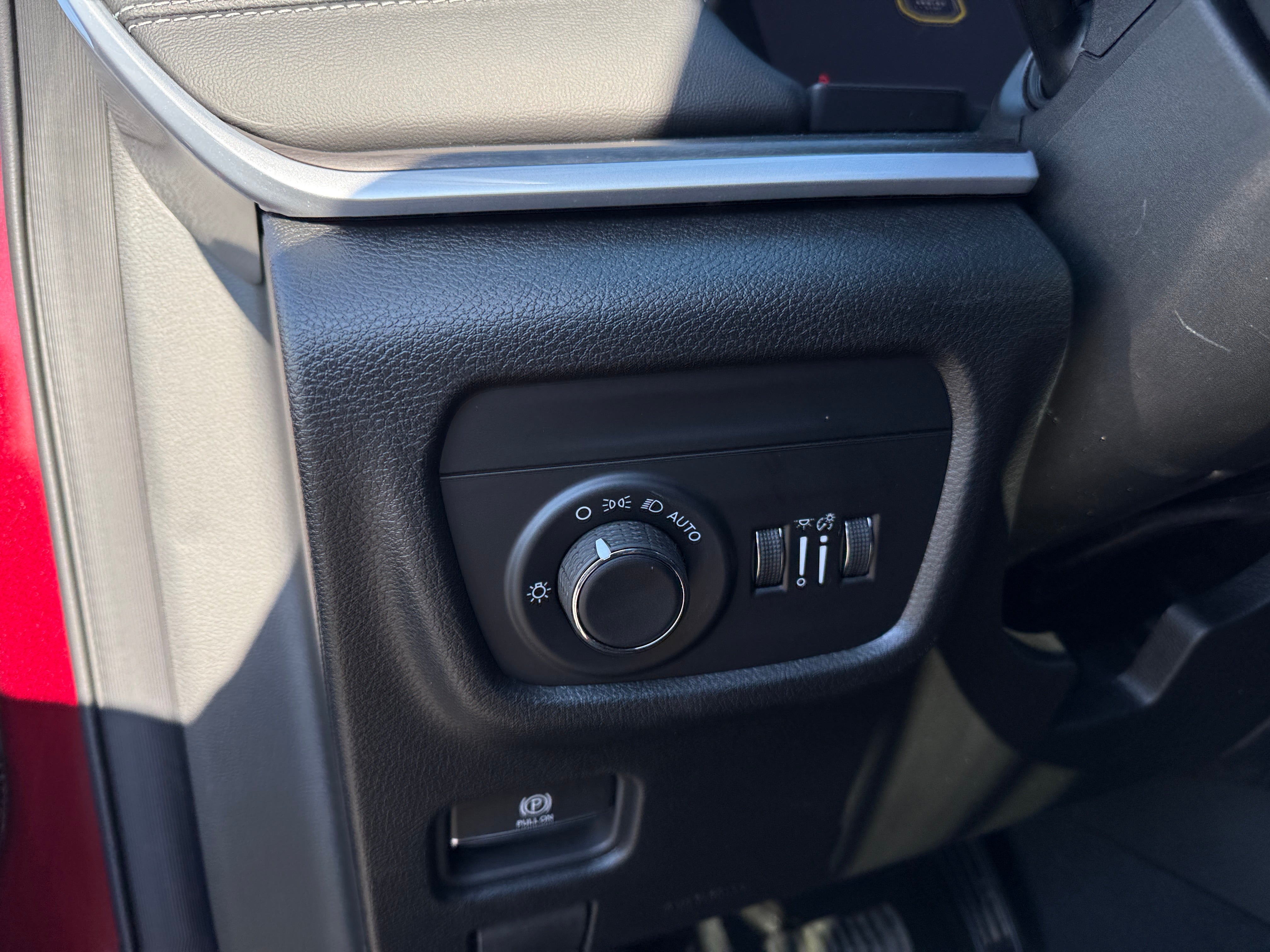 2026 Jeep Grand Cherokee Laredo - Photo 12