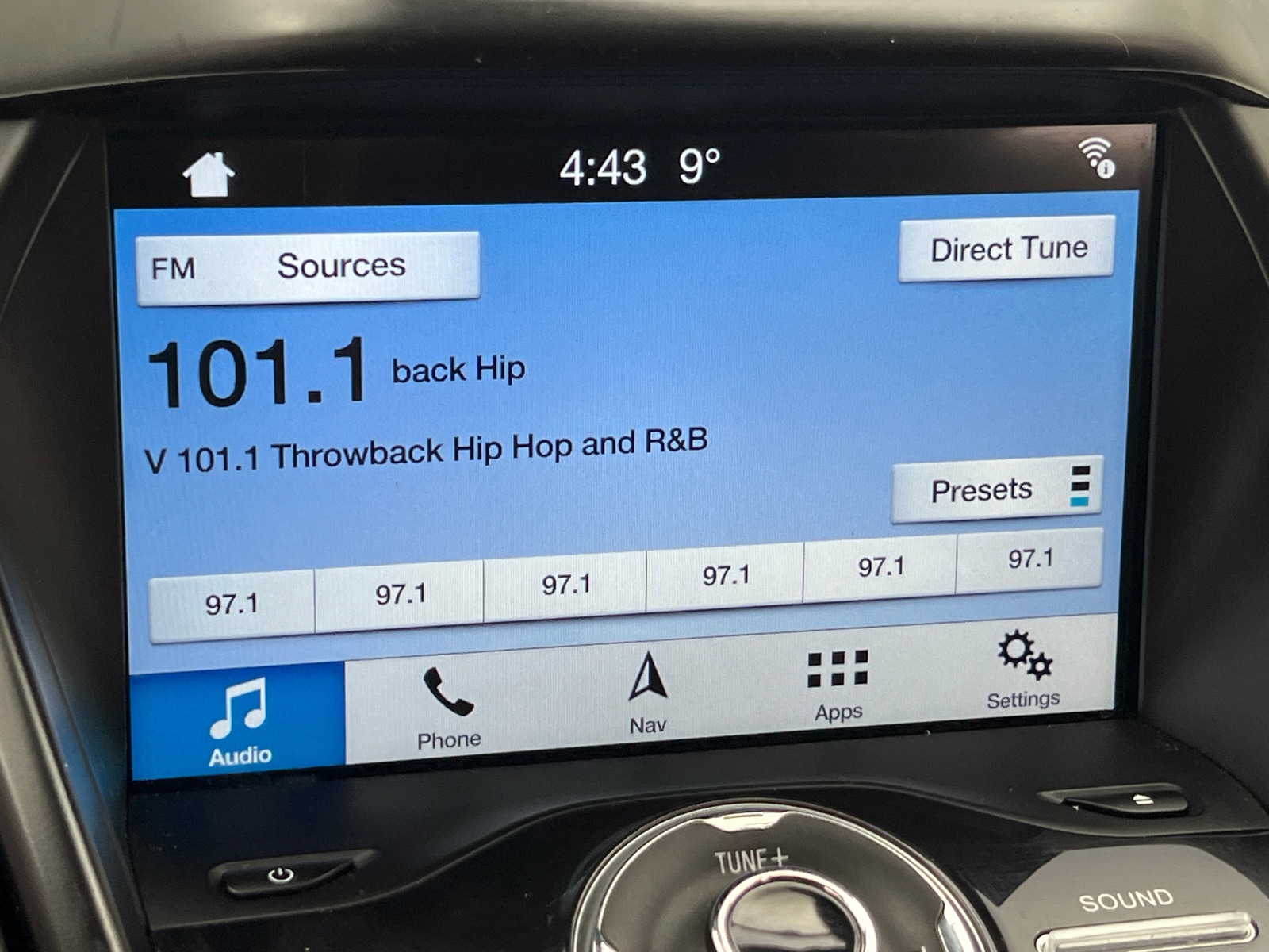 Thumbnail: 2017 Ford Escape - 3