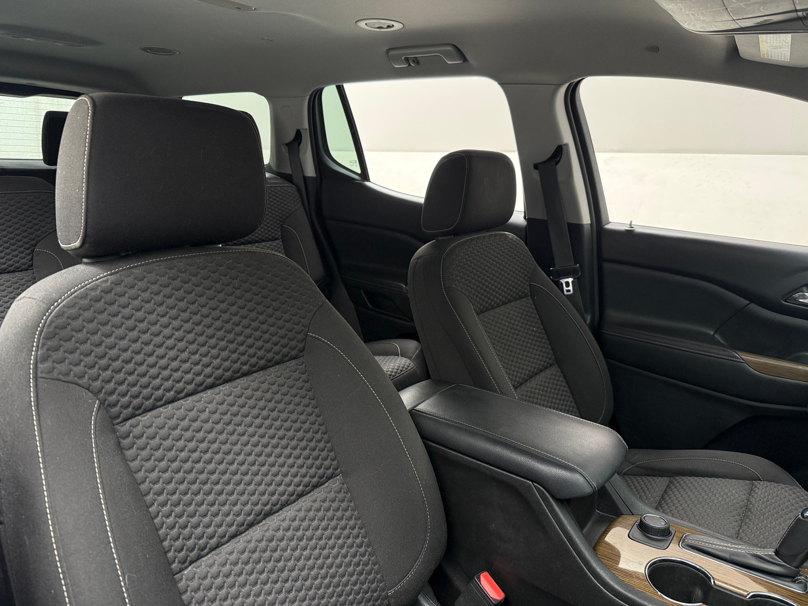 Thumbnail: 2017 GMC Acadia - 2