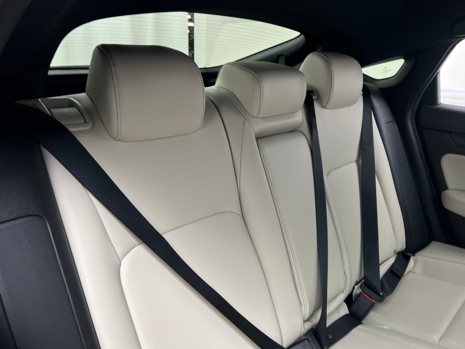 Thumbnail: 2025 Acura Integra - 6