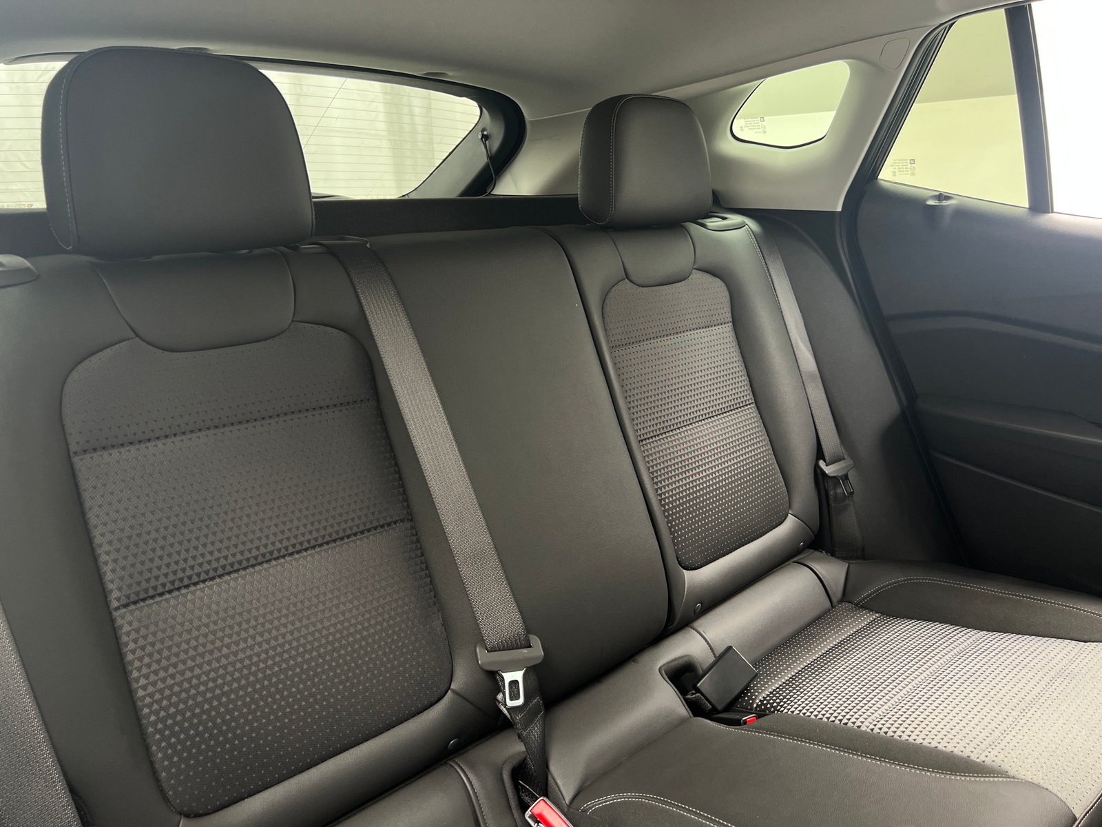 Thumbnail: 2025 Chevrolet Trax - 6