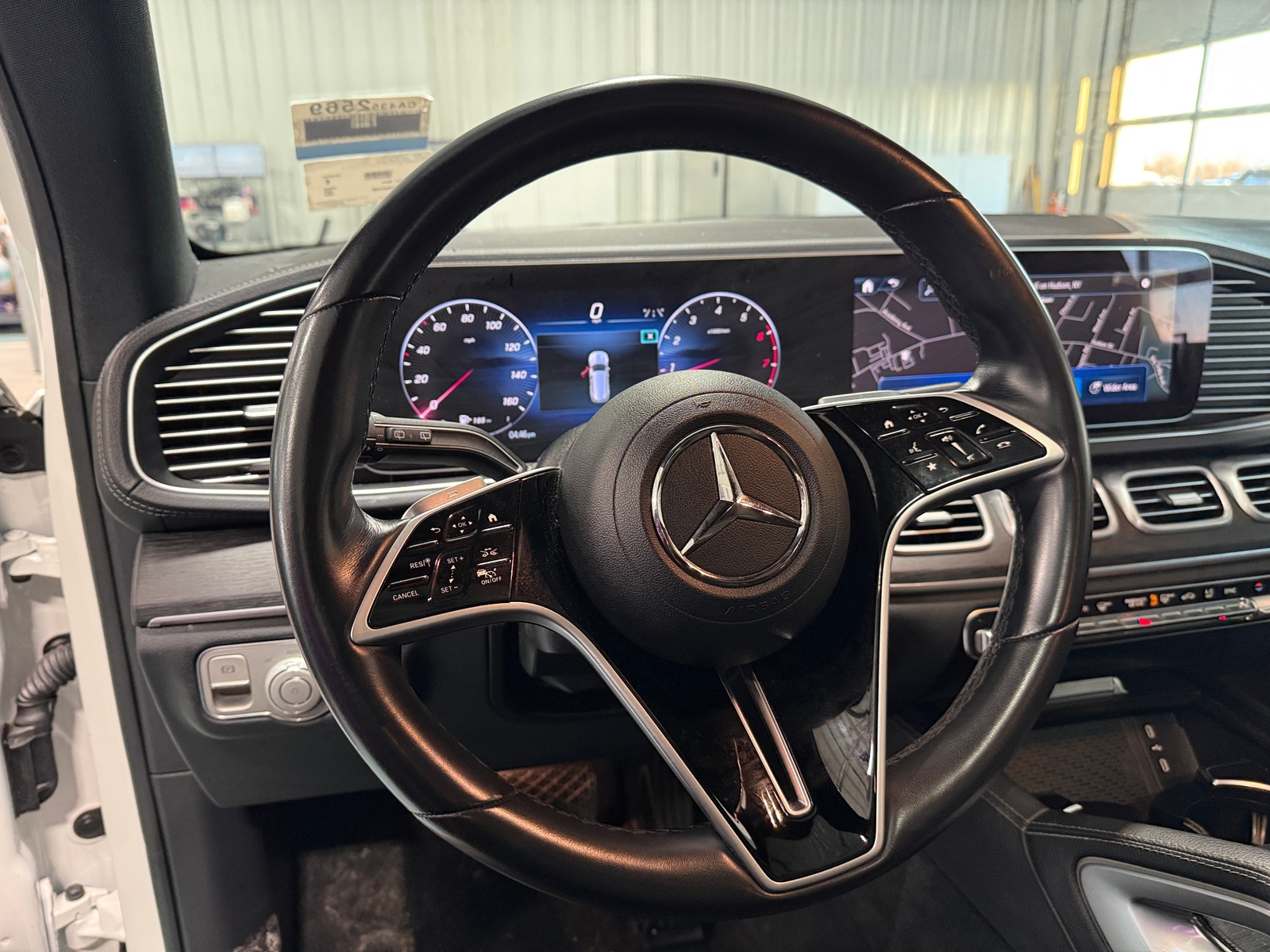 Thumbnail: 2024 Mercedes-Benz GLS - 4