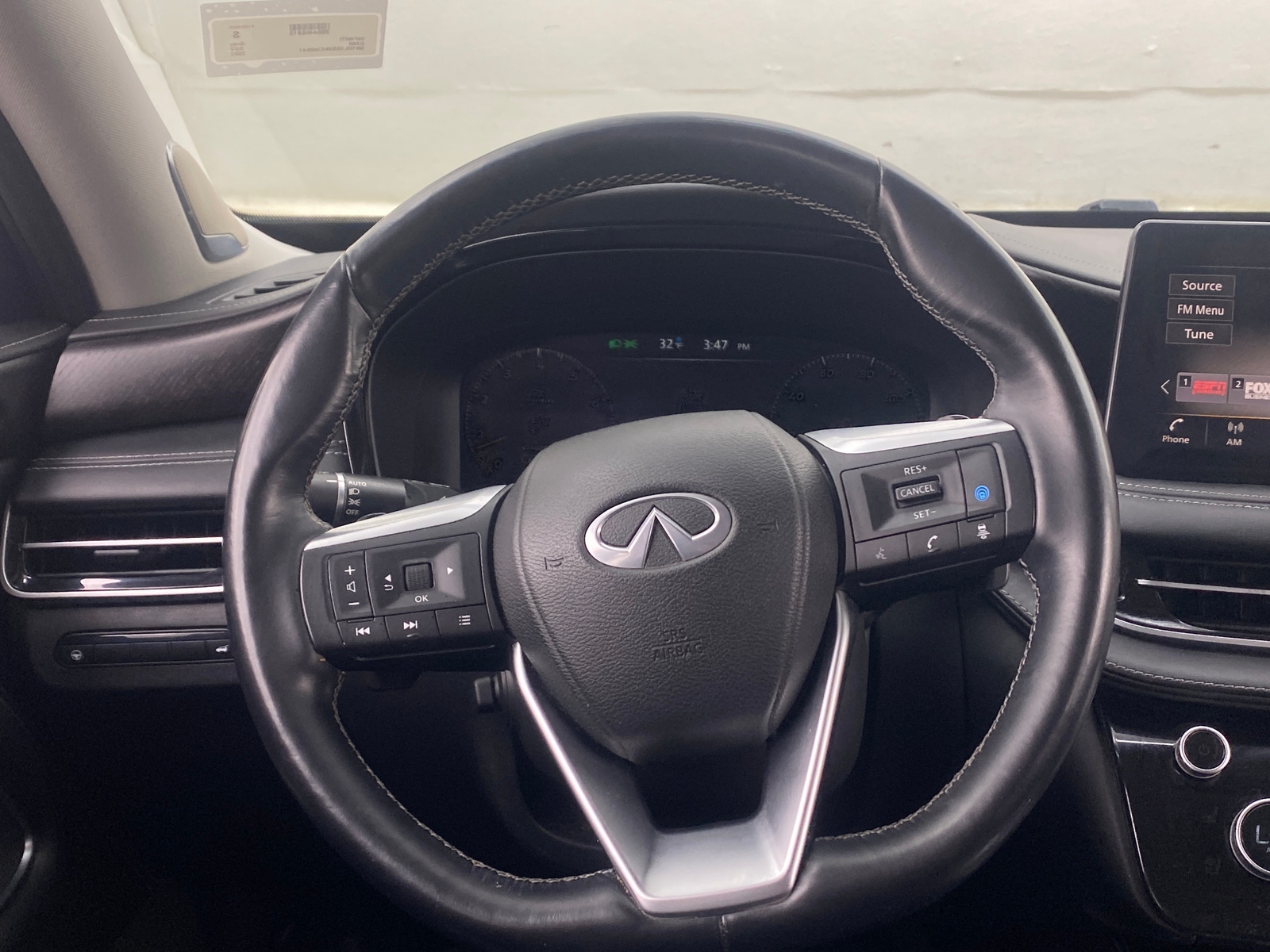 Thumbnail: 2022 INFINITI QX60 - 4