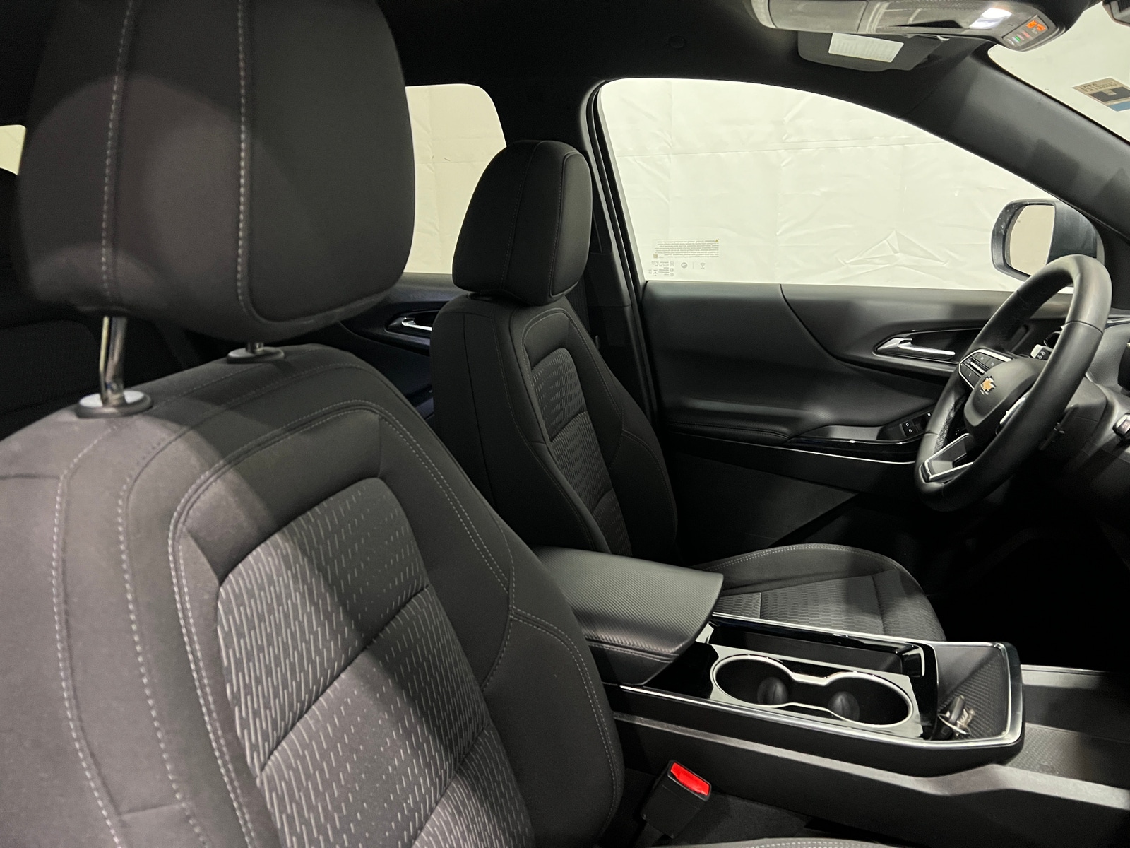 Thumbnail: 2025 Chevrolet Equinox - 2