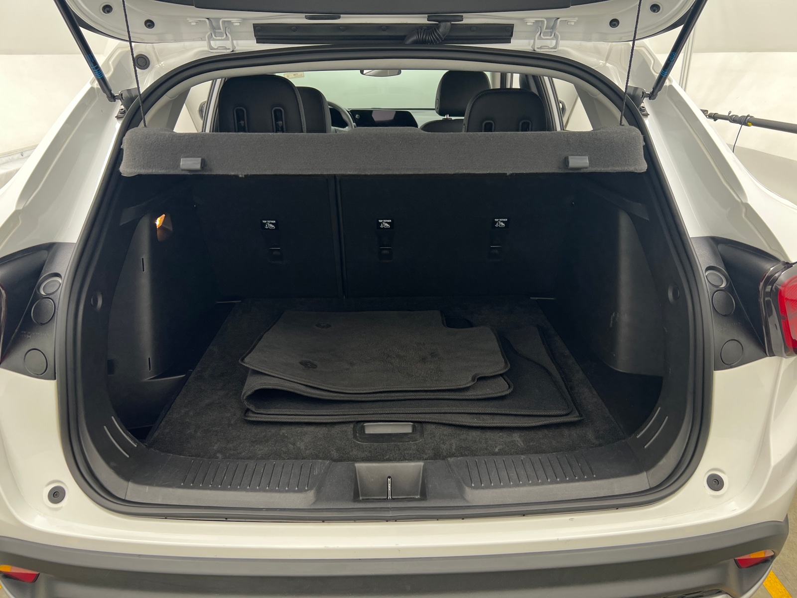 Thumbnail: 2025 Chevrolet Trax - 7