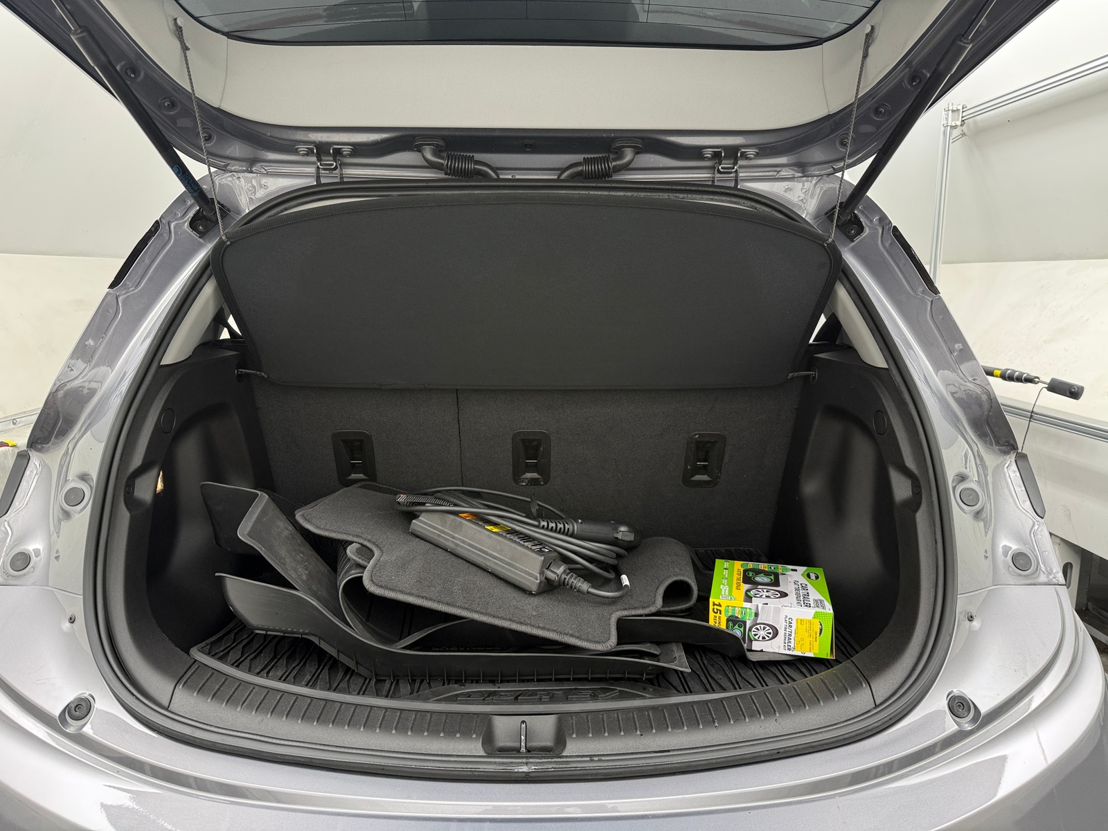 Thumbnail: 2023 Chevrolet Bolt EV - 6