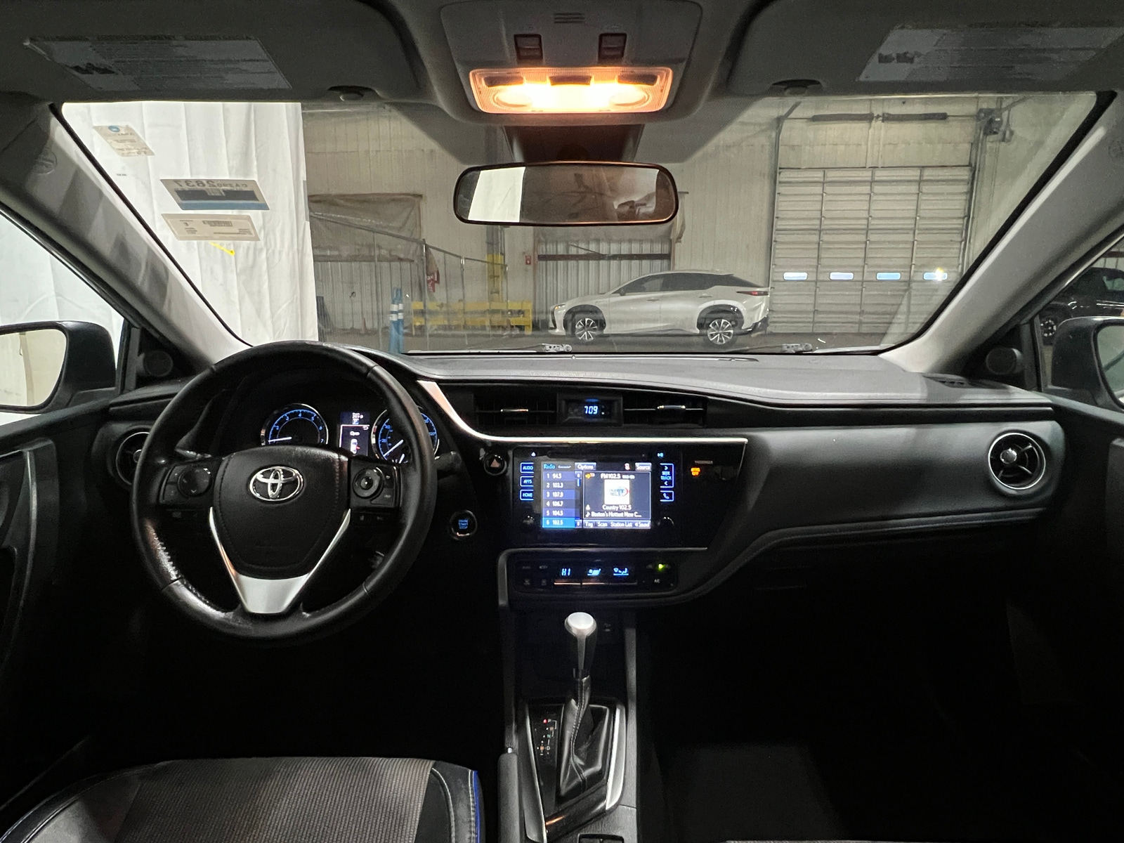 Thumbnail: 2017 Toyota Corolla - 3