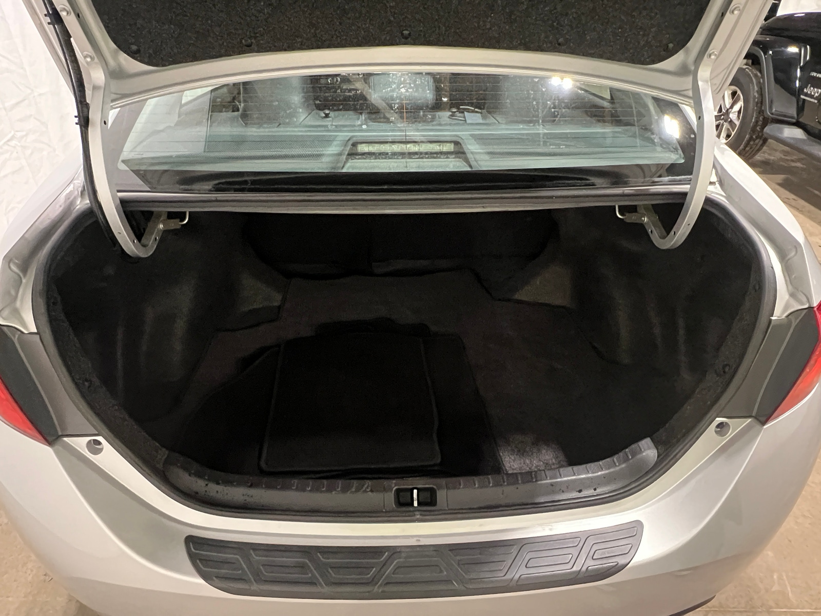 Thumbnail: 2017 Toyota Corolla - 7