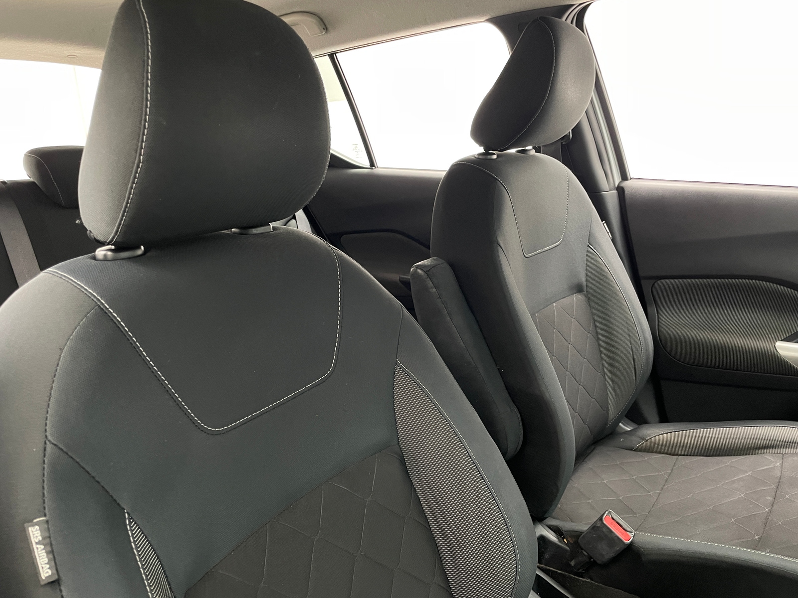 Thumbnail: 2020 Nissan Kicks - 2