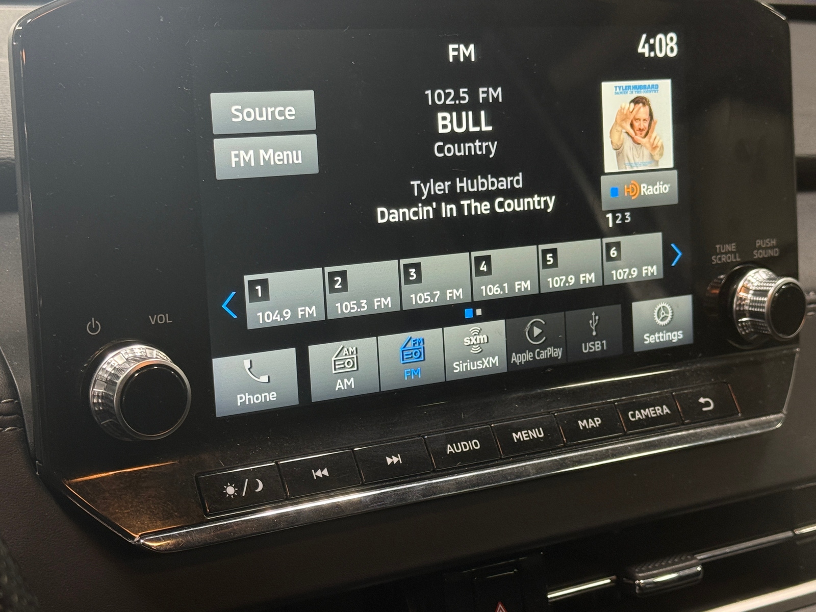 Thumbnail: 2023 Mitsubishi Outlander - 3