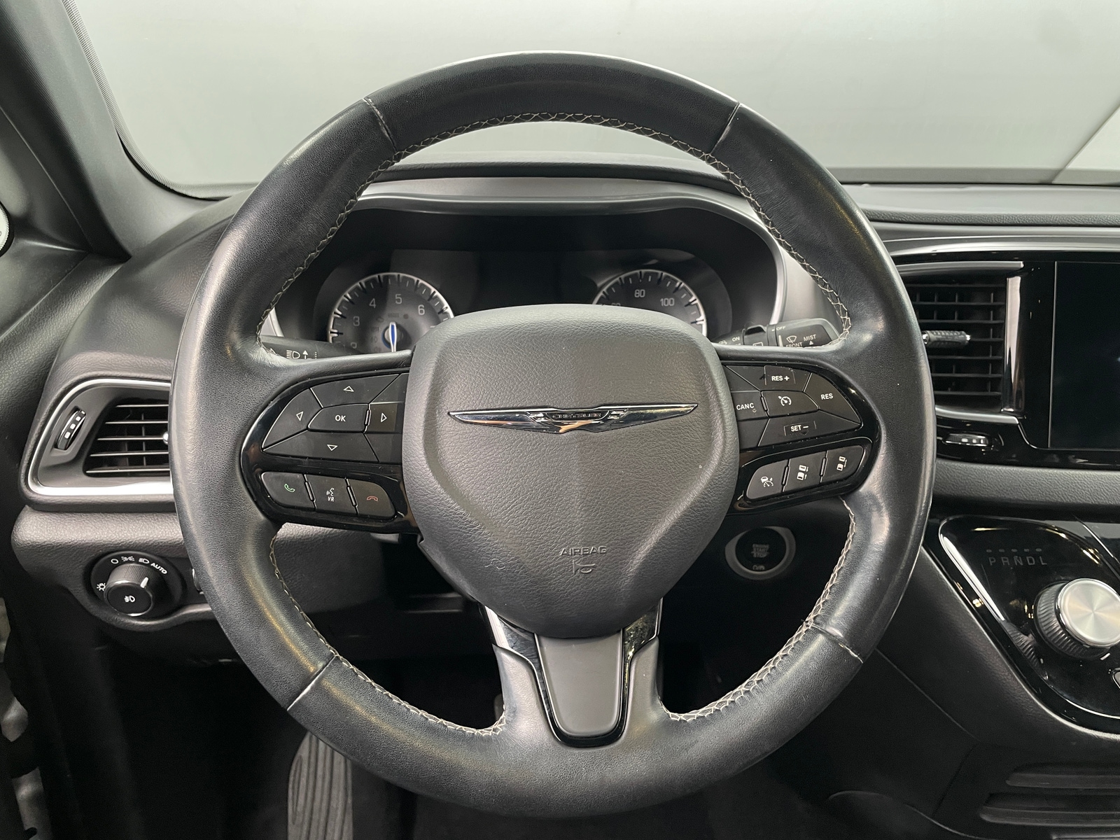 Thumbnail: 2019 Chrysler Pacifica - 5