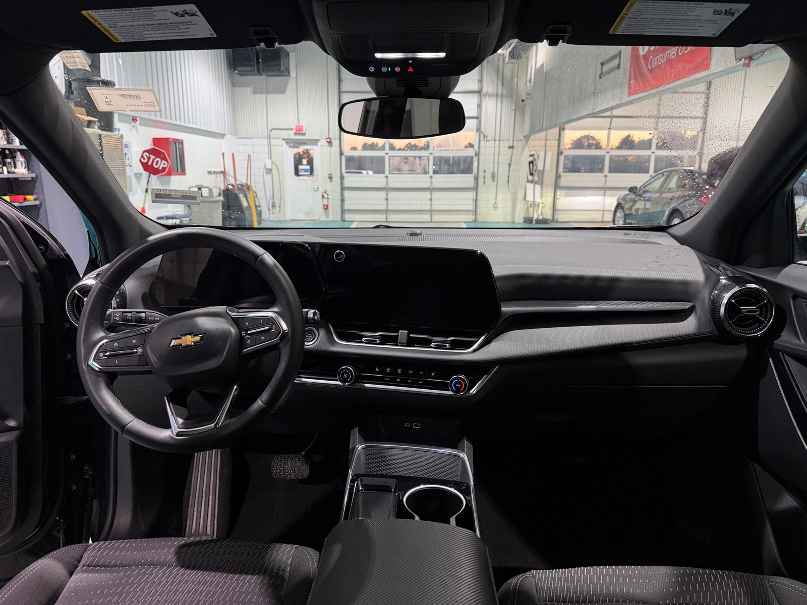 Thumbnail: 2025 Chevrolet Equinox - 3