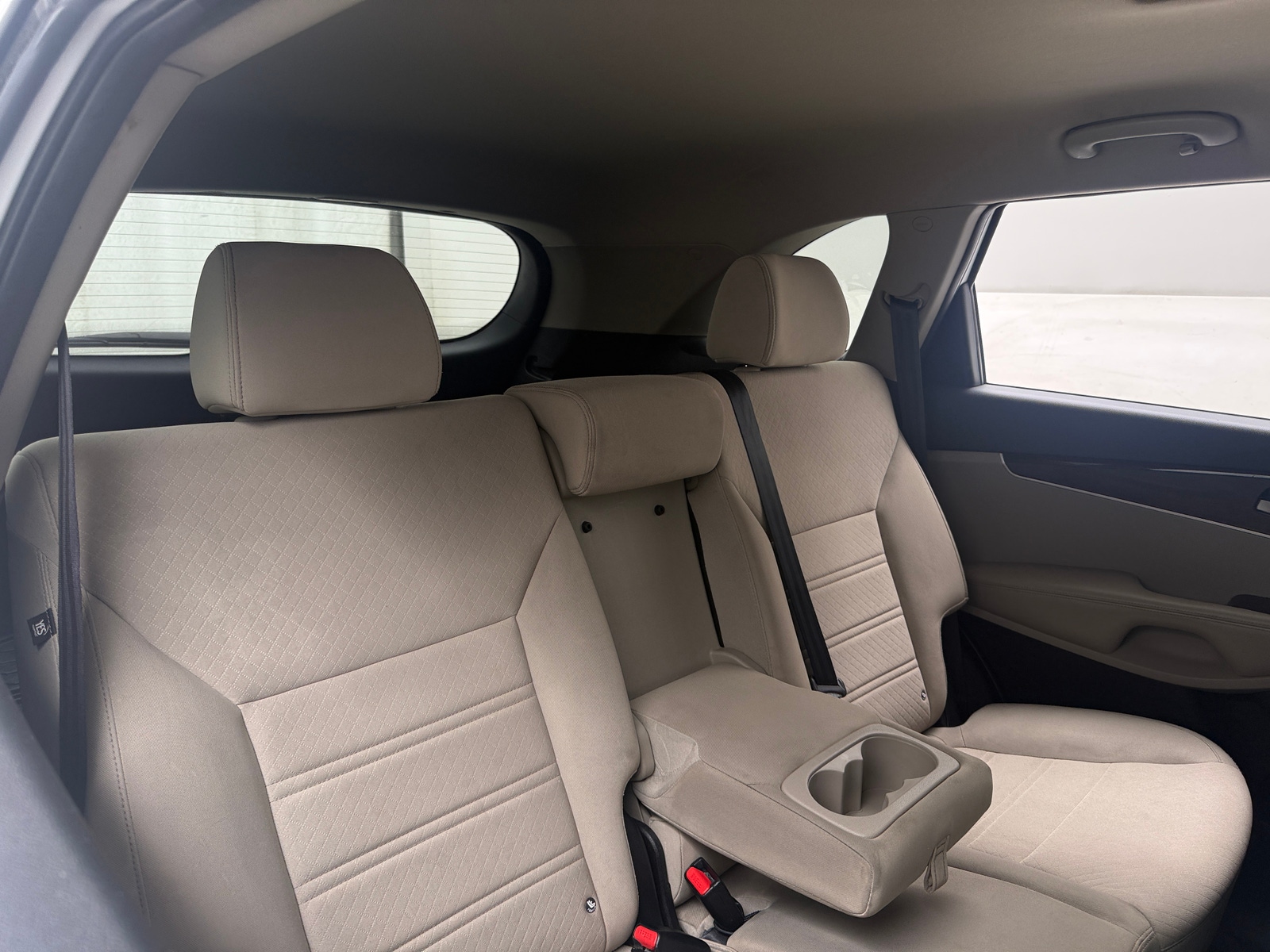 Thumbnail: 2016 Kia Sorento - 6