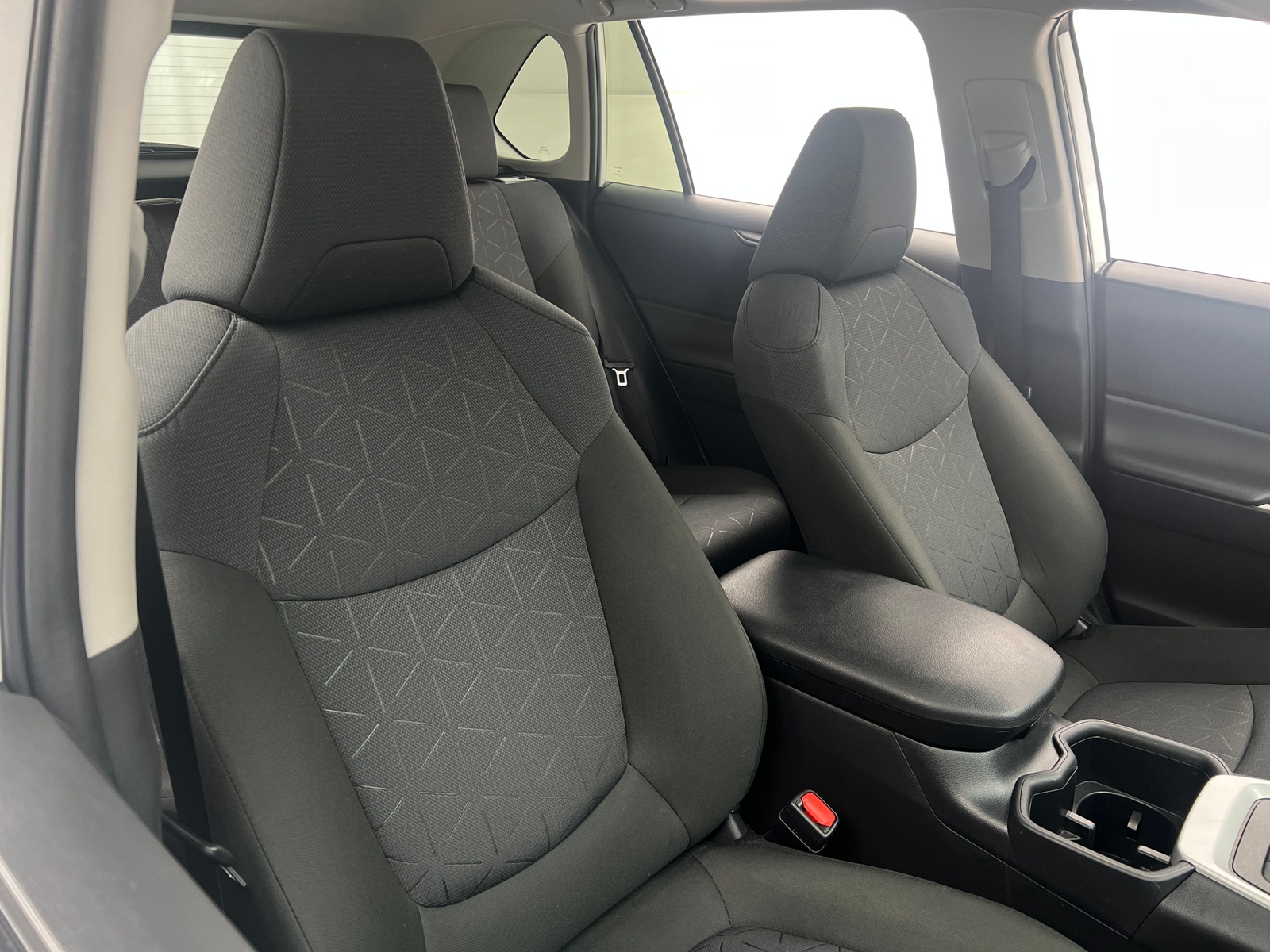 Thumbnail: 2025 Toyota RAV4 - 2