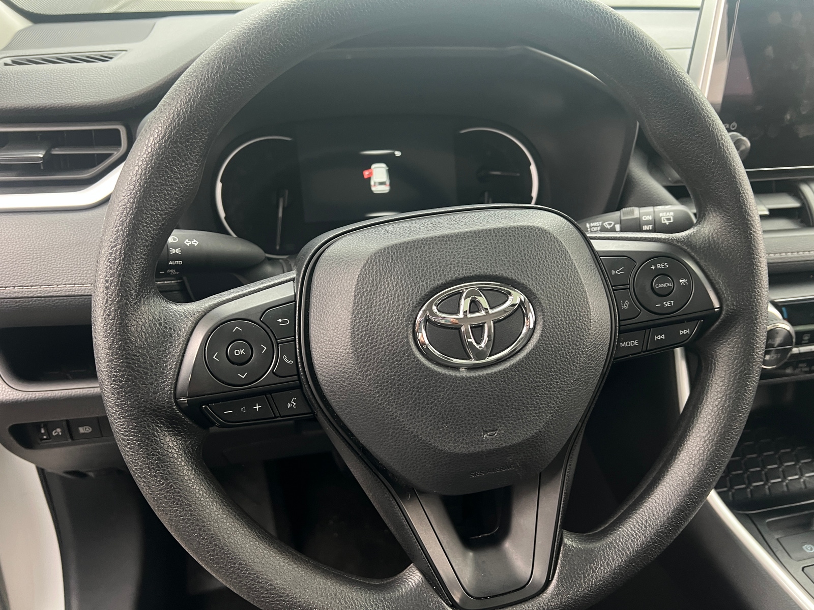 Thumbnail: 2025 Toyota RAV4 - 5