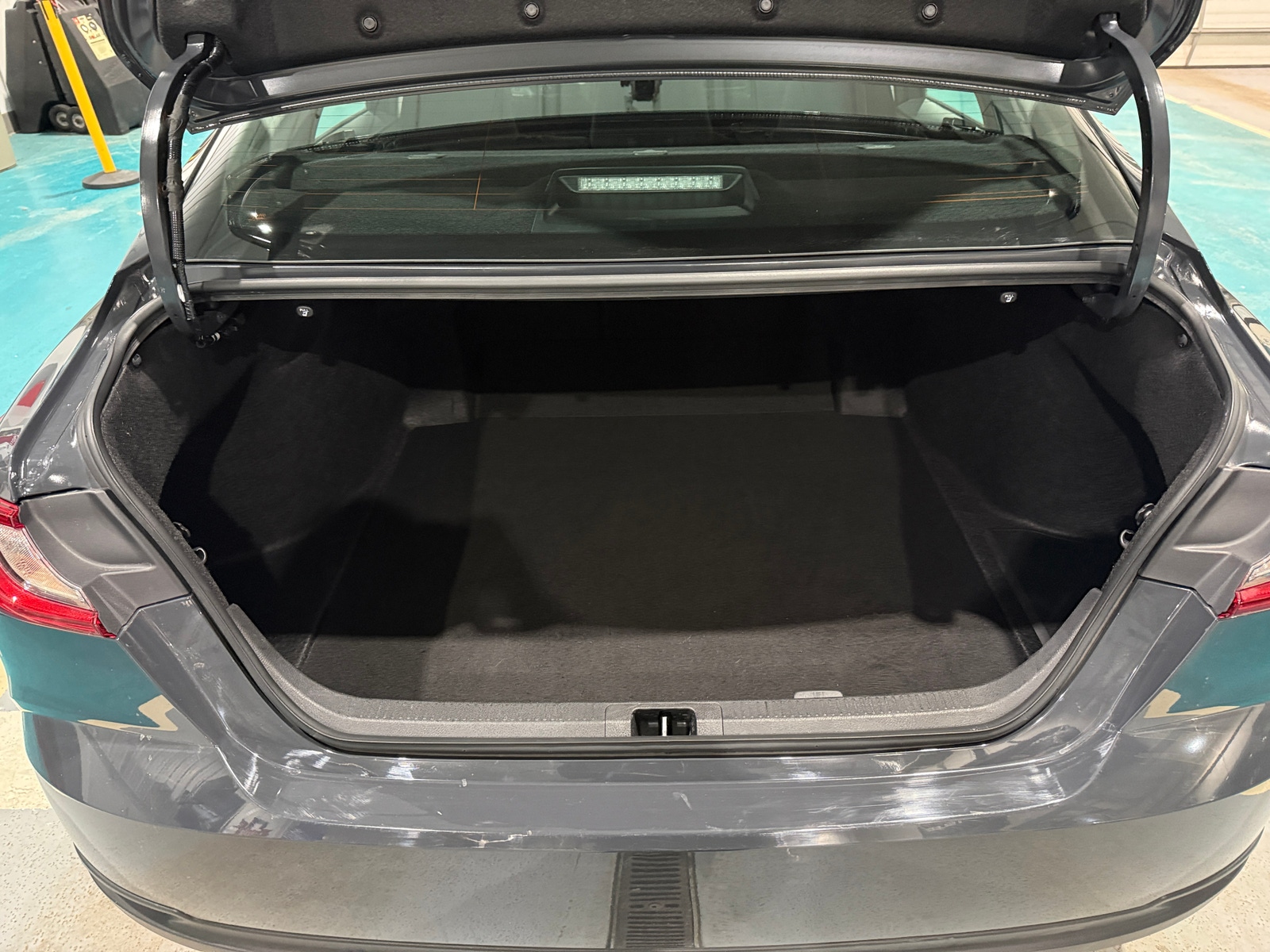 Thumbnail: 2025 Toyota Camry - 7