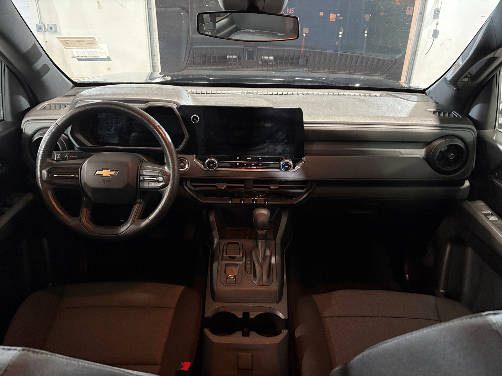 Thumbnail: 2024 Chevrolet Colorado - 3