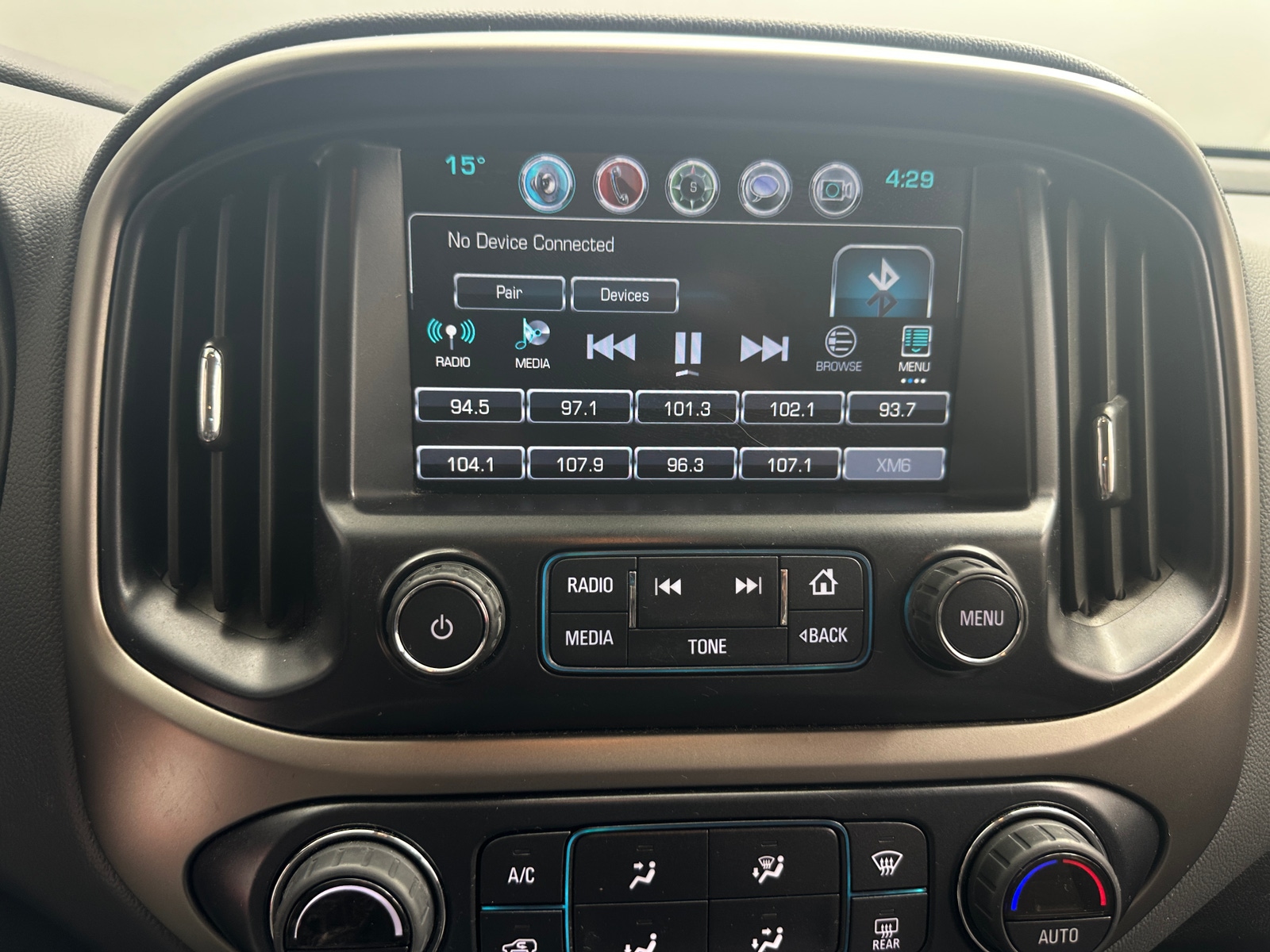 Thumbnail: 2018 Chevrolet Colorado - 3