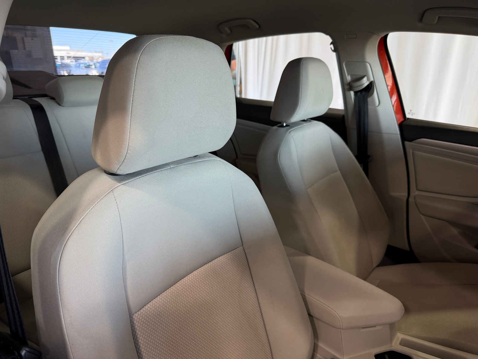 Thumbnail: 2019 Volkswagen Jetta - 2