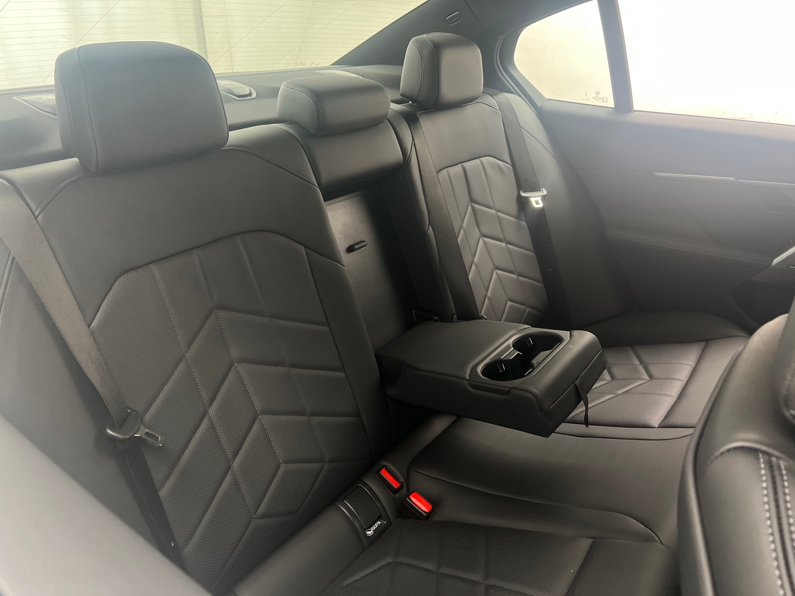 Thumbnail: 2026 BMW 5 Series - 5