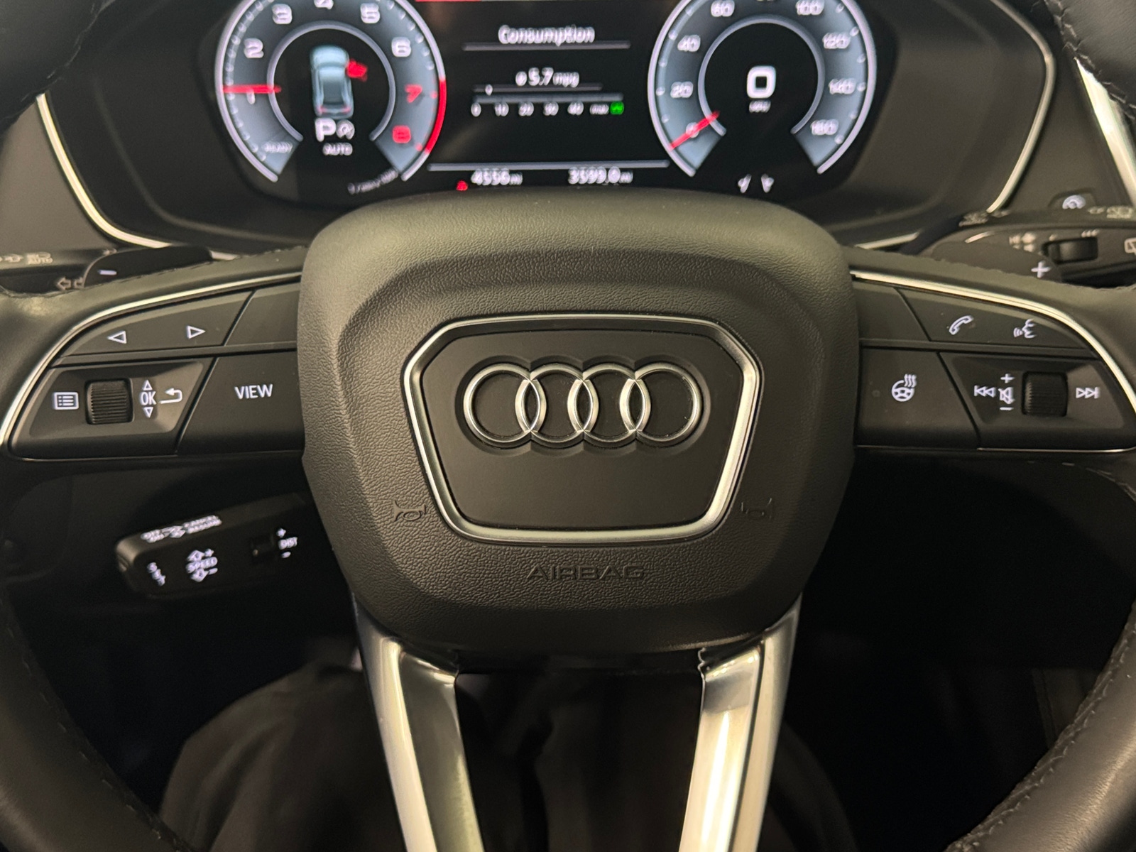 Thumbnail: 2023 Audi Q5 - 4