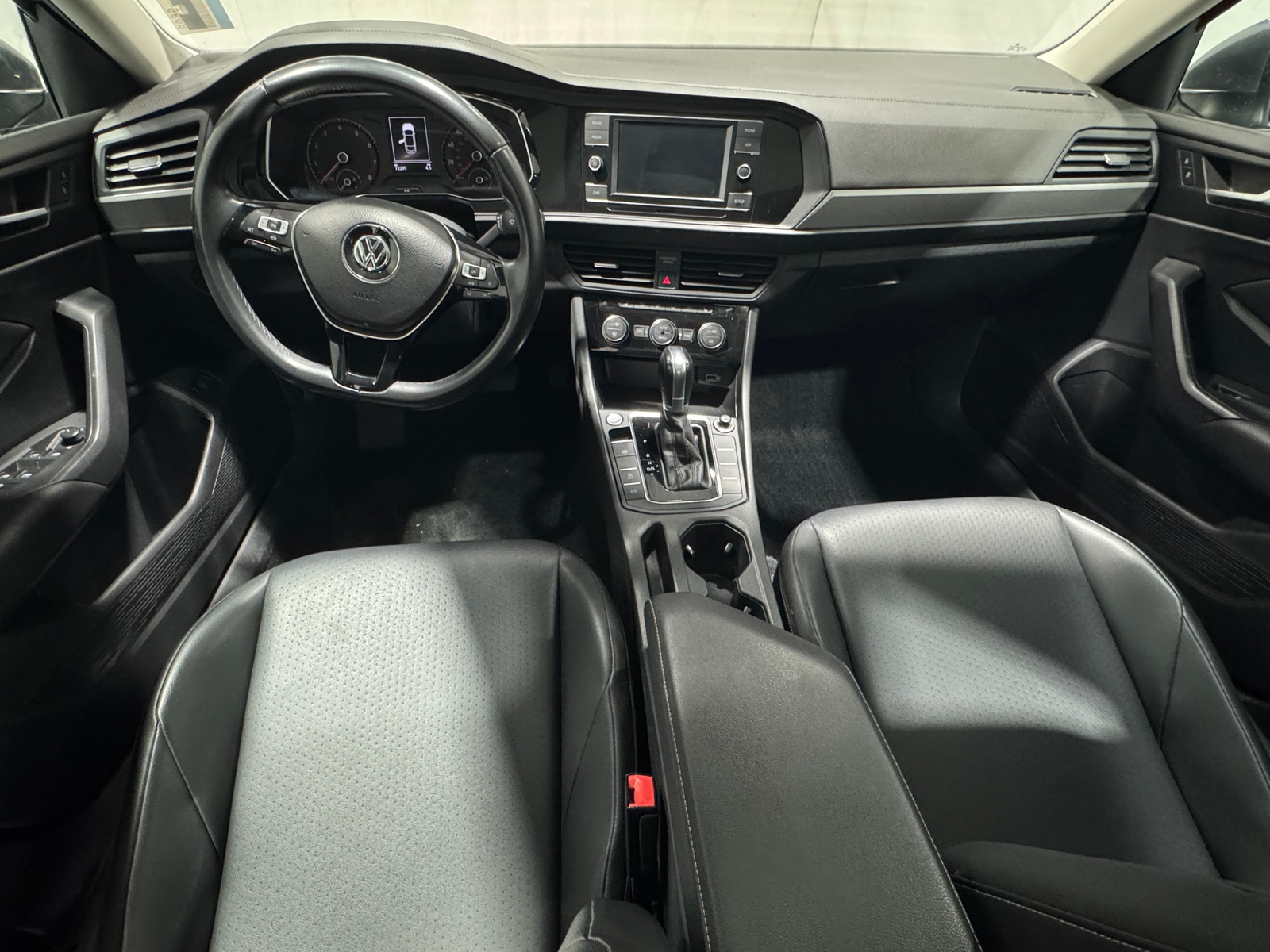 Thumbnail: 2019 Volkswagen Jetta - 2