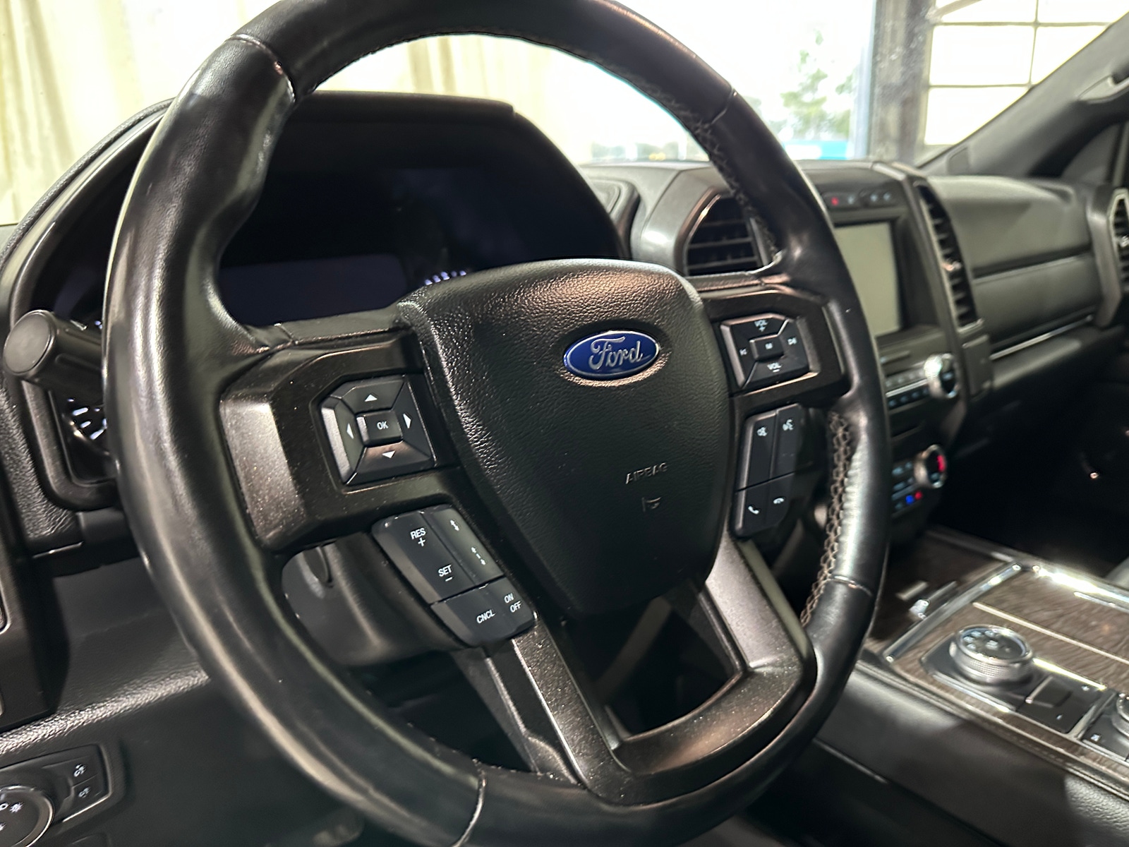 Thumbnail: 2018 Ford Expedition MAX - 4