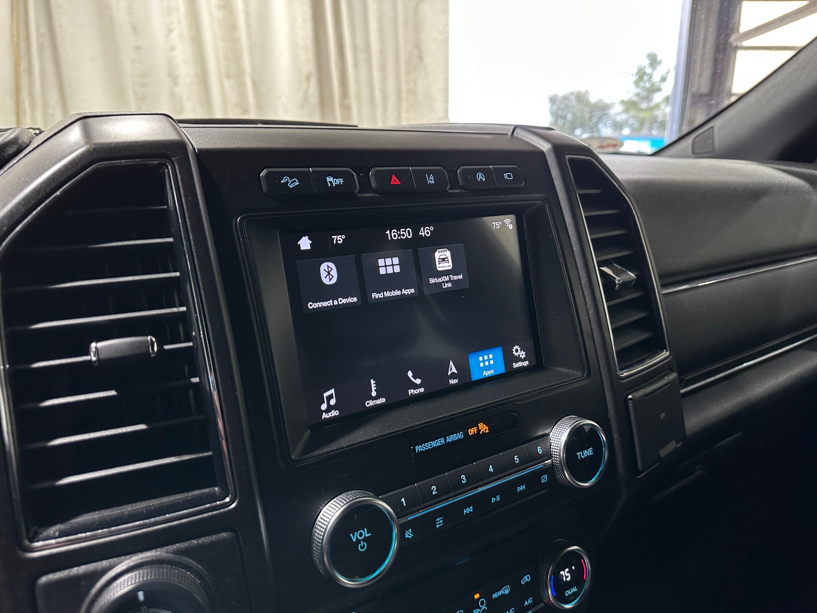 Thumbnail: 2018 Ford Expedition MAX - 3