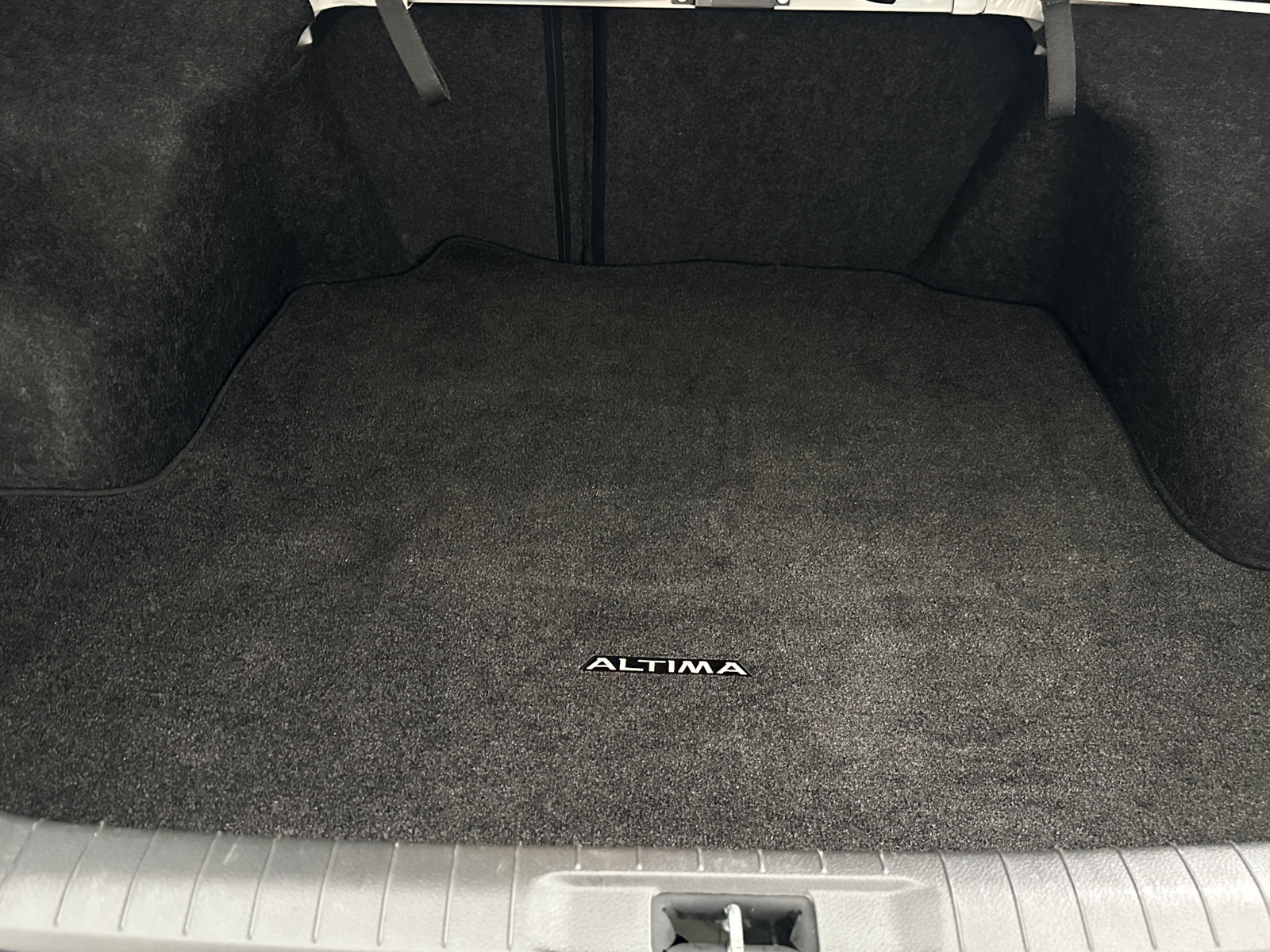 Thumbnail: 2017 Nissan Altima - 7