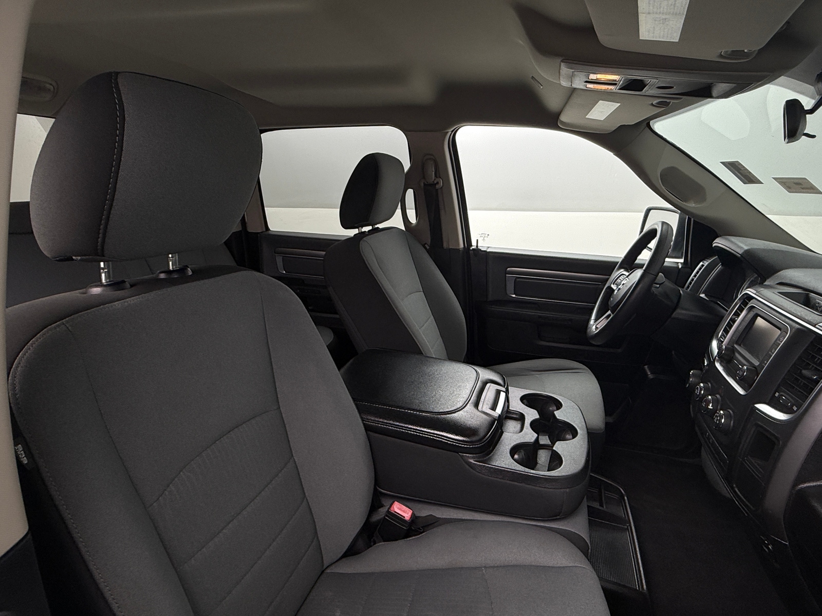 Thumbnail: 2021 RAM 1500 Classic - 2