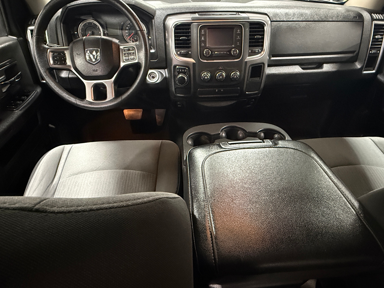 Thumbnail: 2021 RAM 1500 Classic - 3