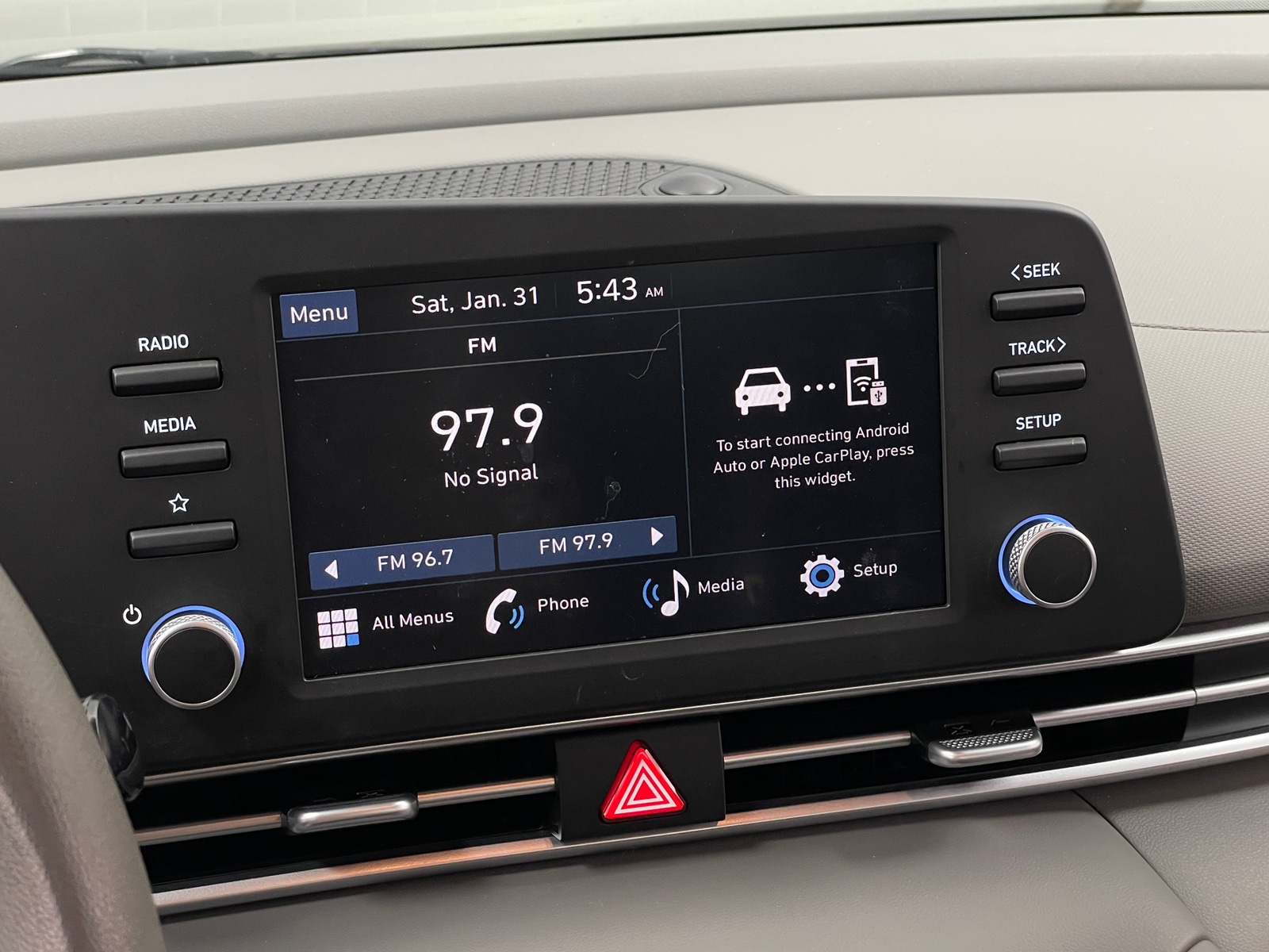 Thumbnail: 2024 Hyundai Elantra - 4