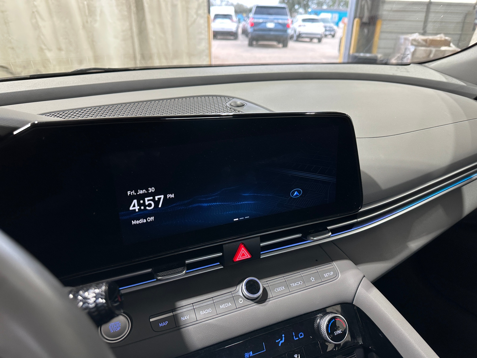 Thumbnail: 2025 Hyundai Elantra - 4