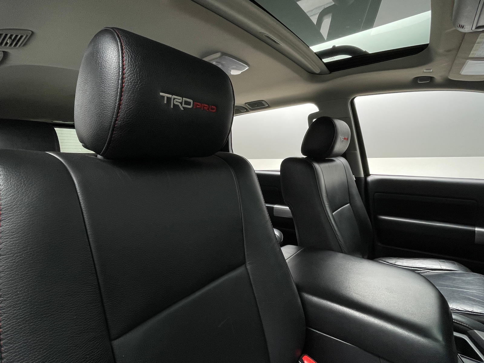 Thumbnail: 2020 Toyota Sequoia - 2