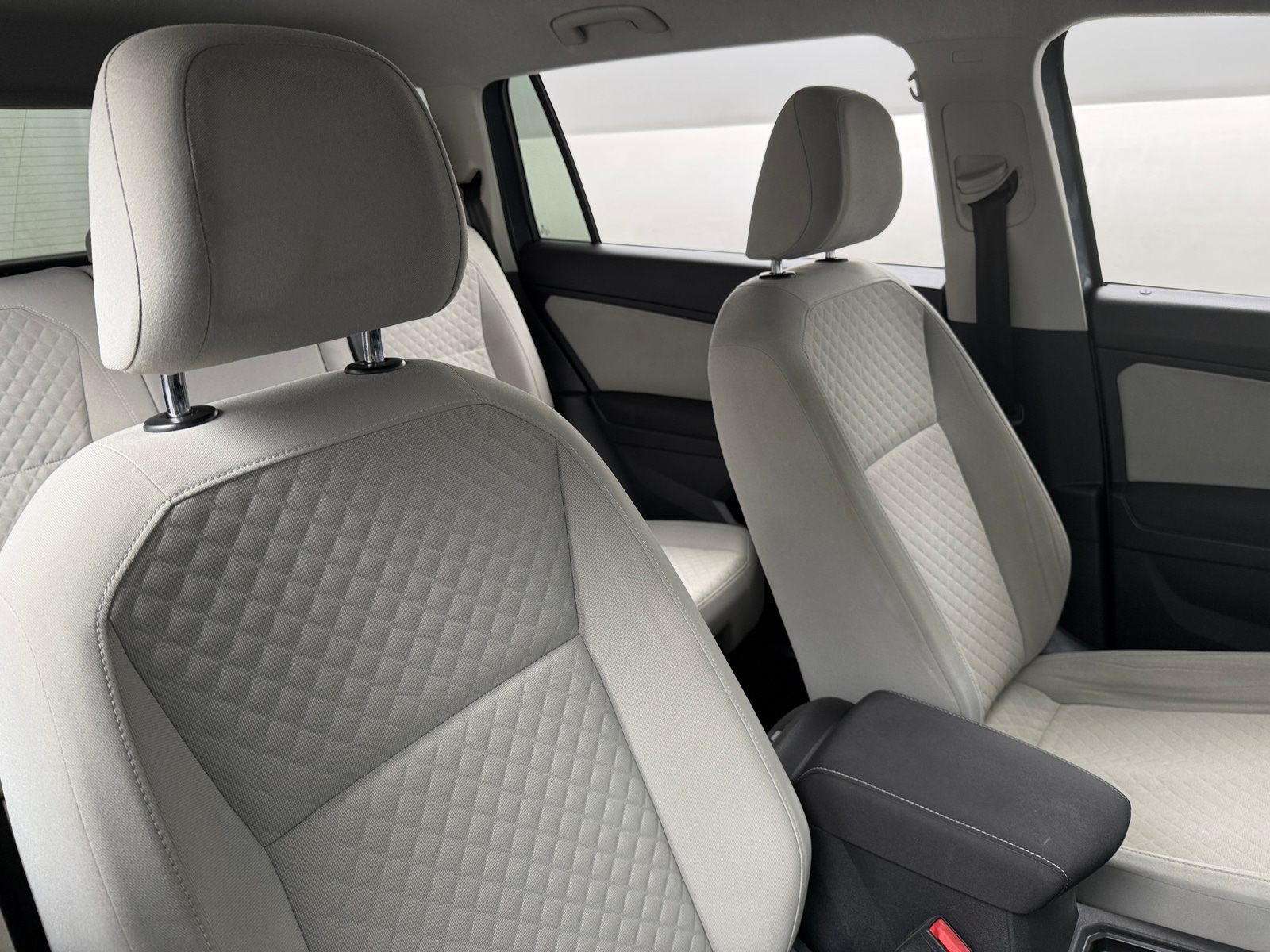 Thumbnail: 2021 Volkswagen Tiguan - 2