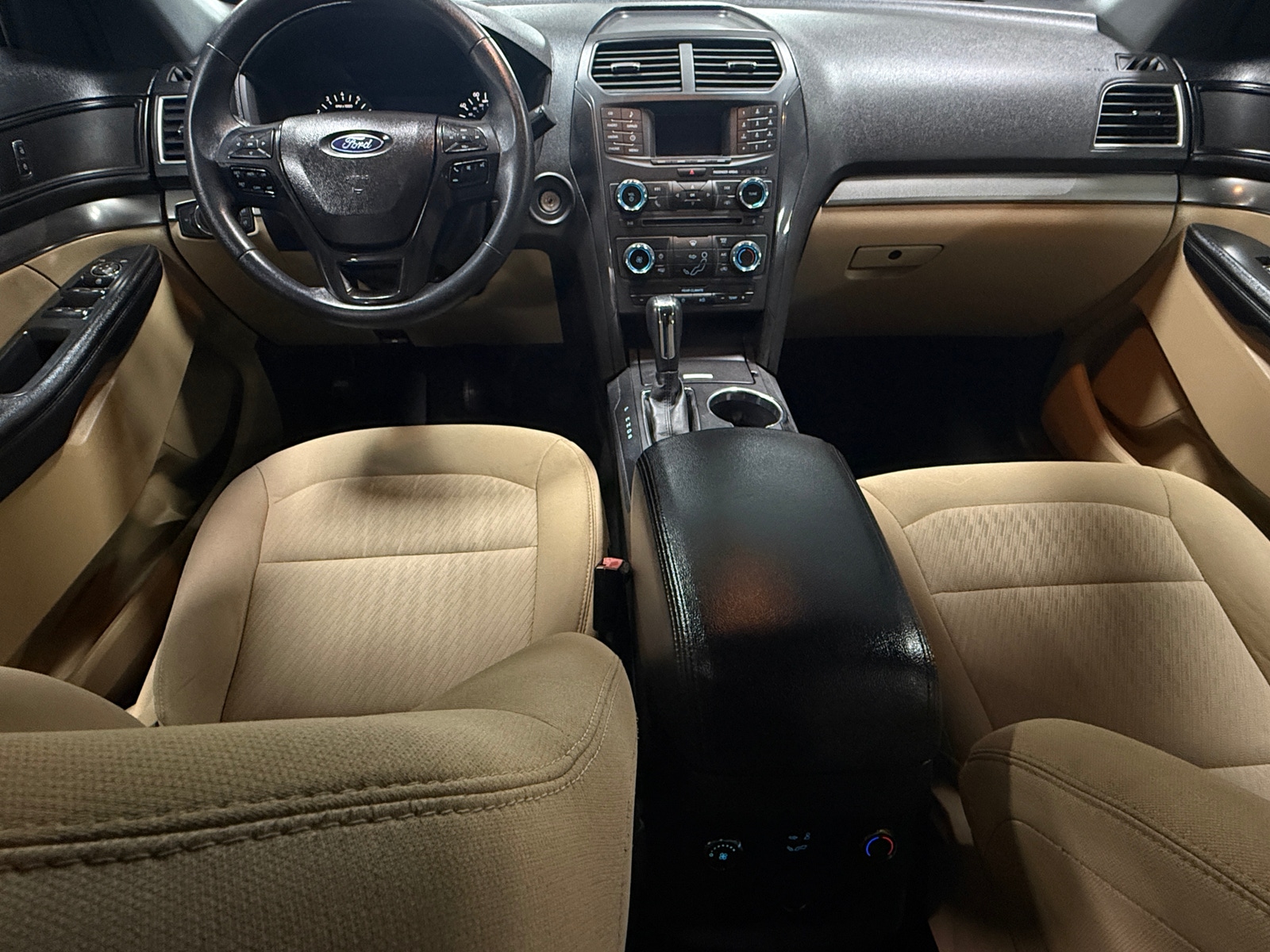 Thumbnail: 2017 Ford Explorer - 3