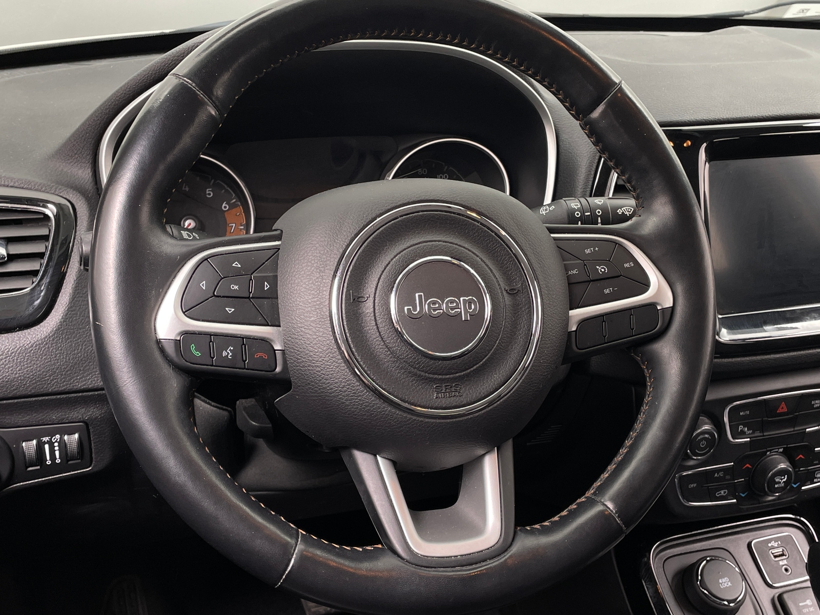 Thumbnail: 2020 Jeep Compass - 4