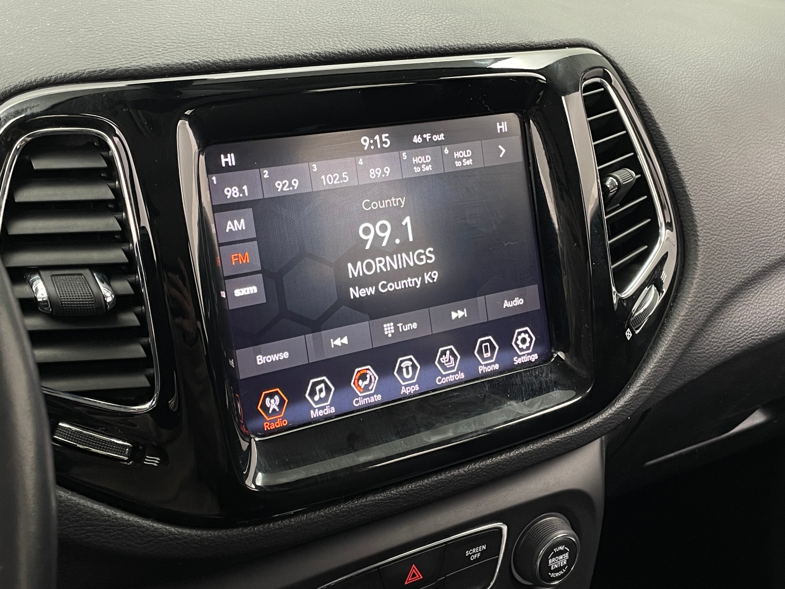 Thumbnail: 2020 Jeep Compass - 3