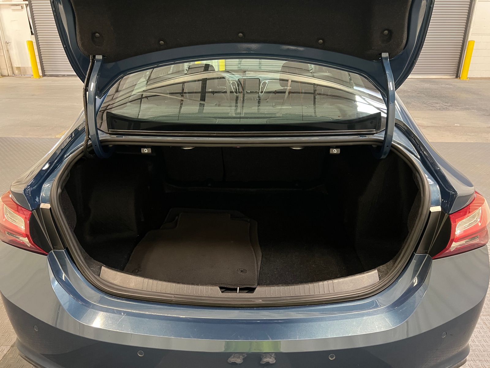 Thumbnail: 2024 Chevrolet Malibu - 6