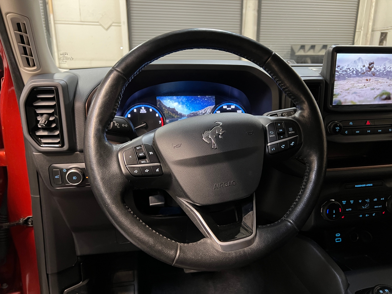 Thumbnail: 2022 Ford Bronco Sport - 4