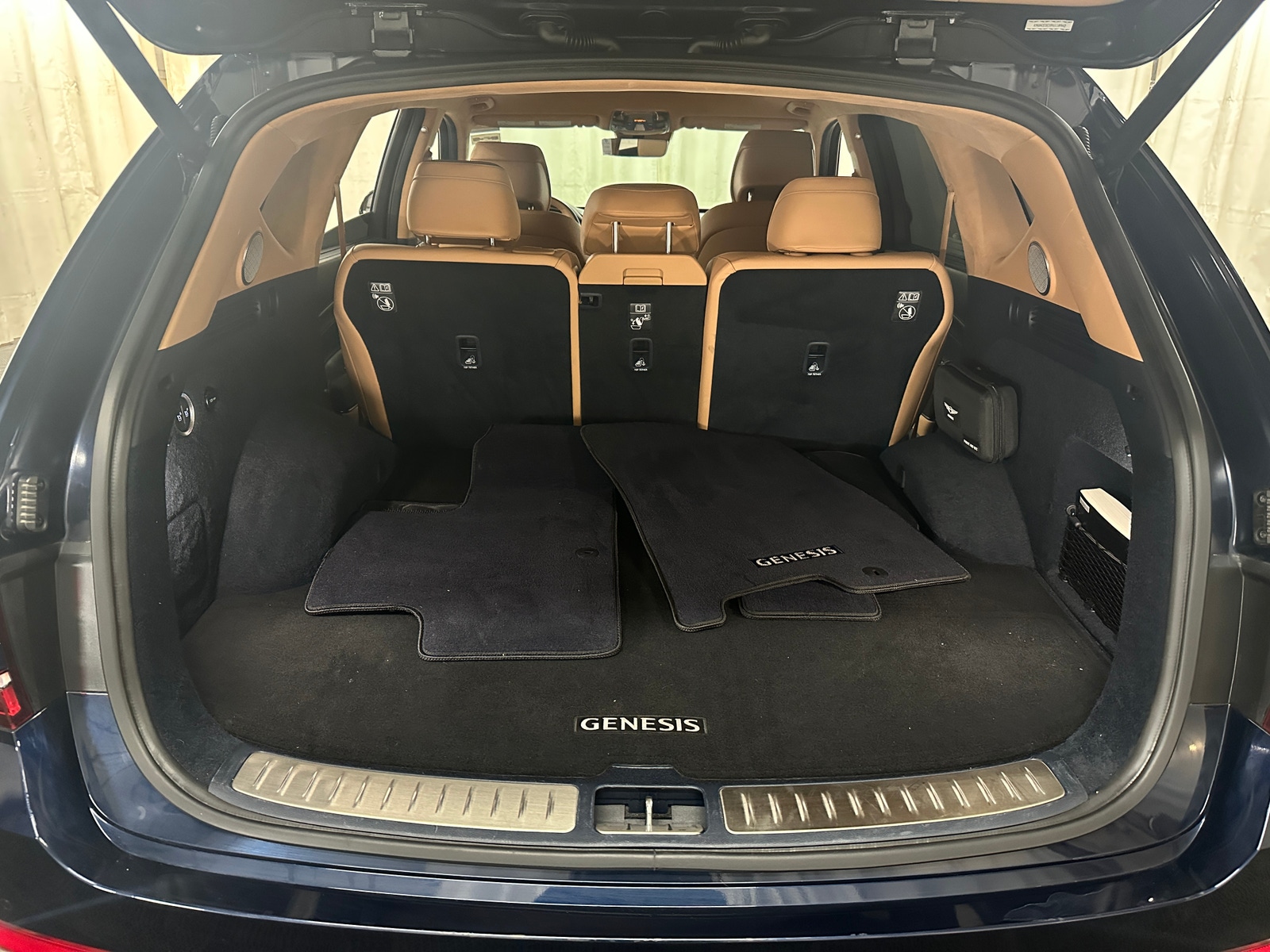 Thumbnail: 2023 Genesis GV80 - 6