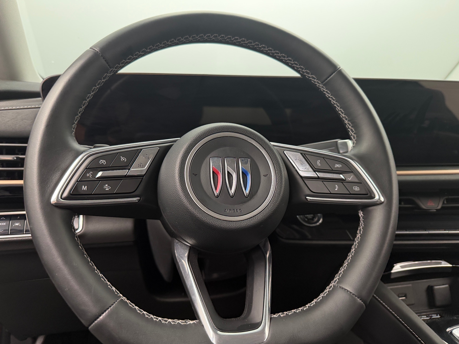 Thumbnail: 2025 Buick Envision - 4