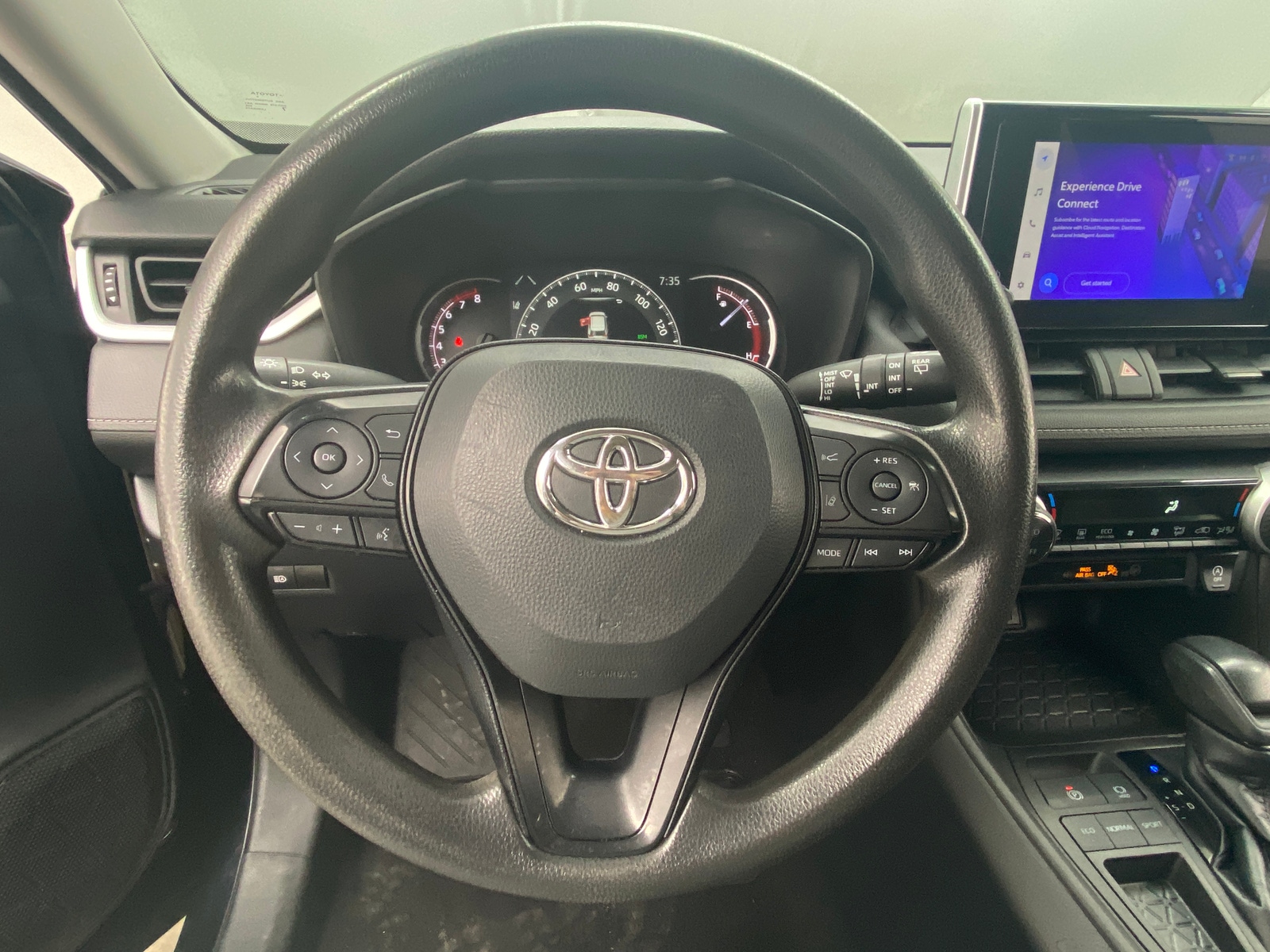 Thumbnail: 2023 Toyota RAV4 - 5