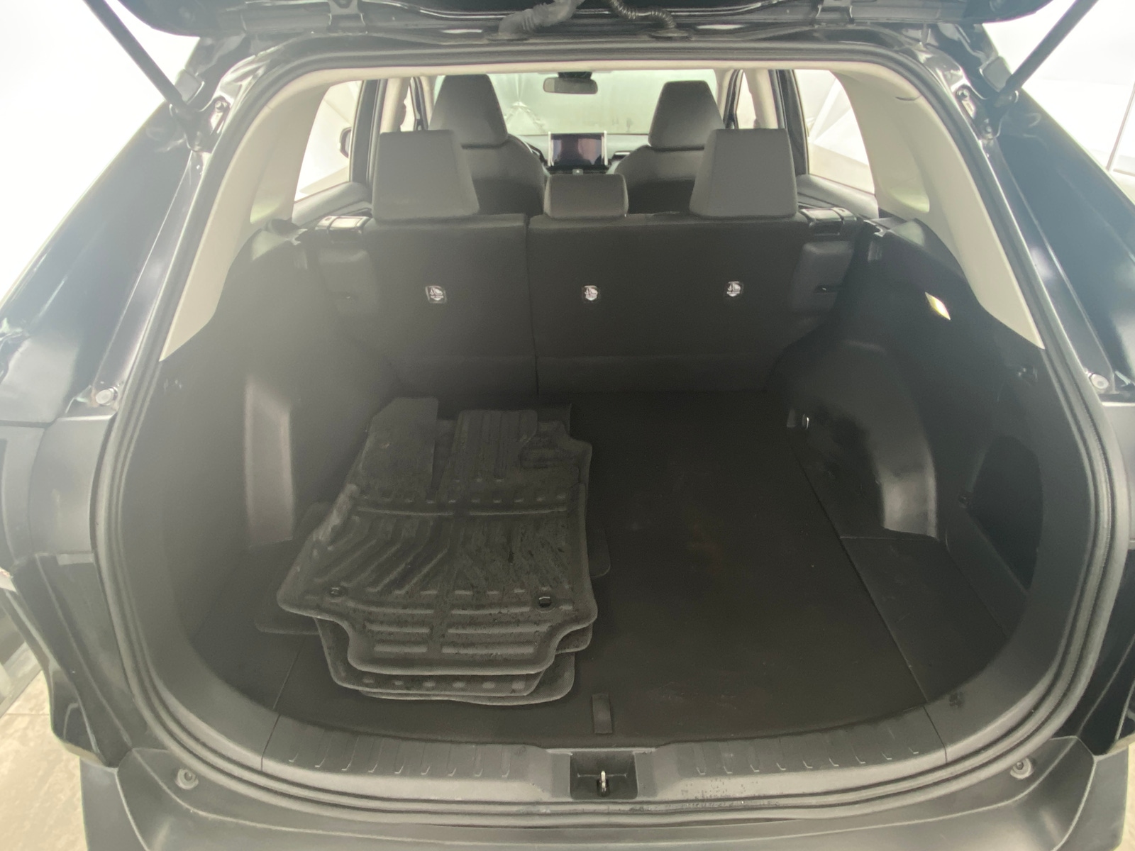 Thumbnail: 2023 Toyota RAV4 - 7