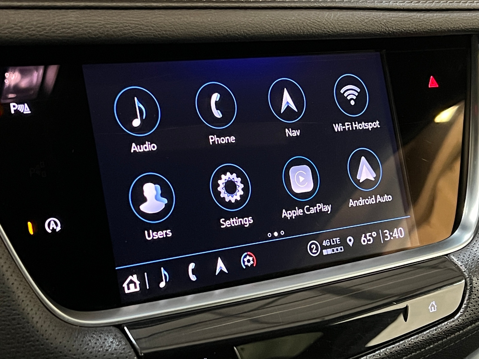 Thumbnail: 2023 Cadillac XT5 - 3