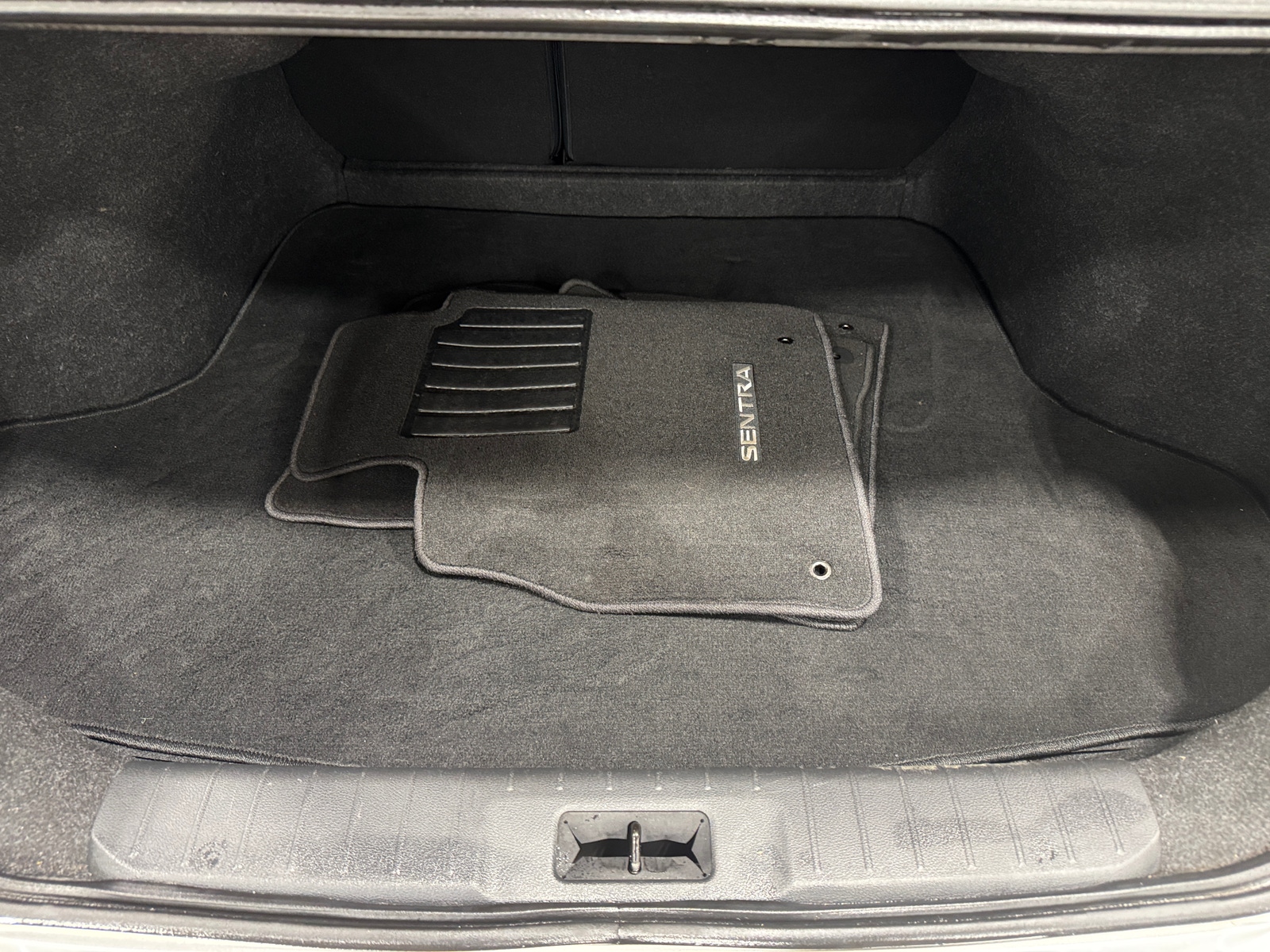 Thumbnail: 2020 Nissan Sentra - 7